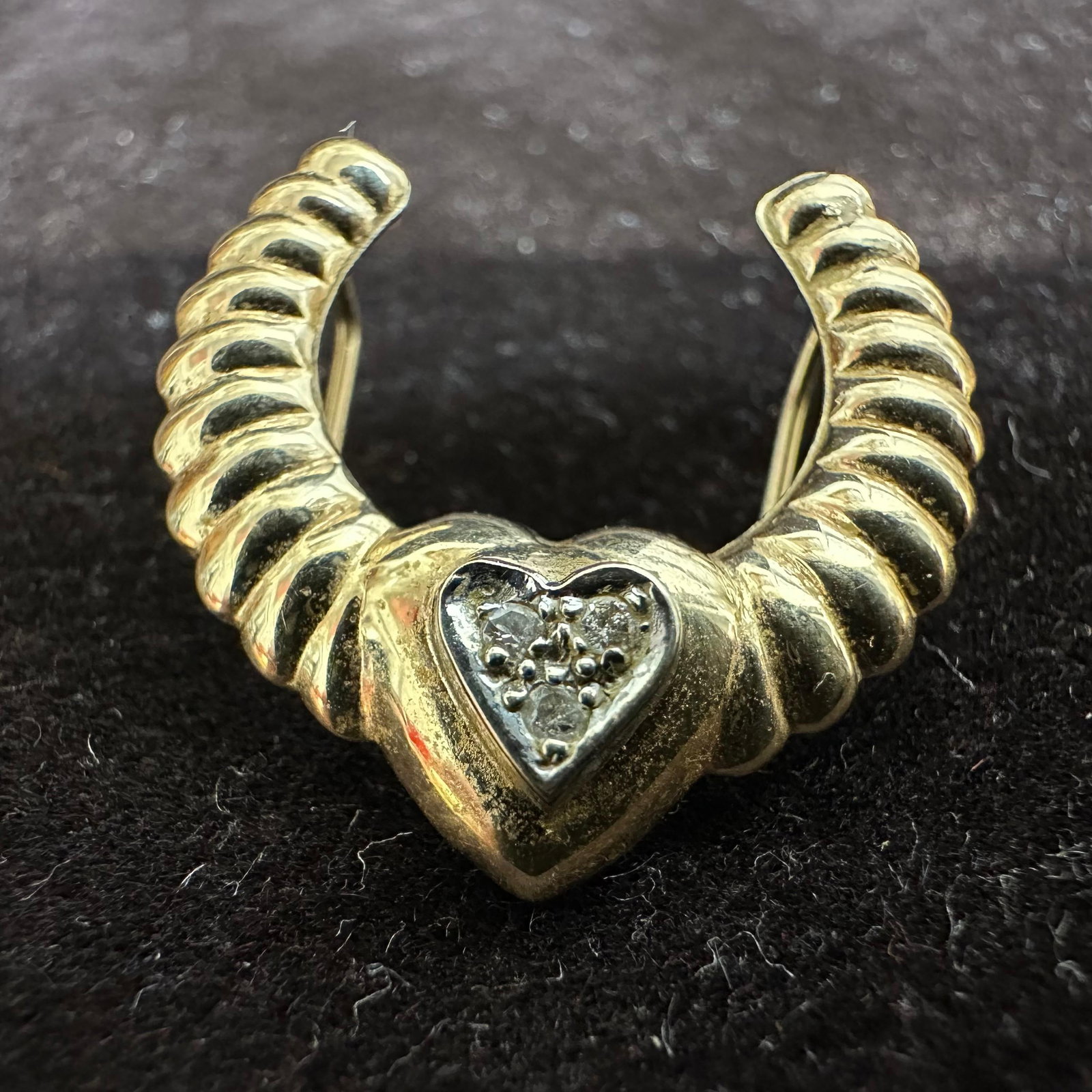 14K Gold Accent Diamond Accent Cluster Heart Jewelry Piece: This item is in good pre-owned, previously used/displayed condition with noticeable light wear and surface scratches. Please reference all photos for full details. This piece of jewelry has been teste