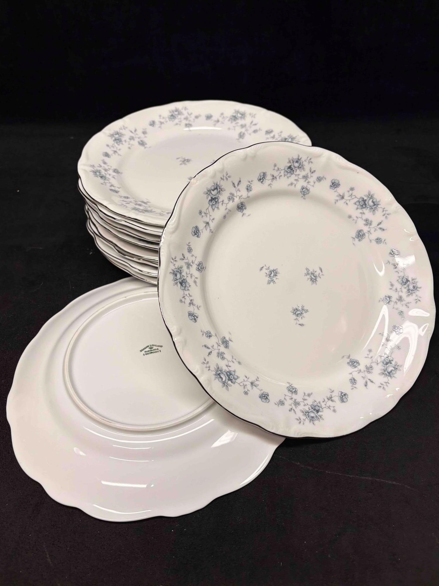 10pc Vintage Johann Haviland Blue Garland Dinner Plates Set: The porcelain china dinner plate set features small blue Garland patterns that was commonly produced during the mid-1970s to early 1990s in Bavaria, Germany. The set is in good conditions with little