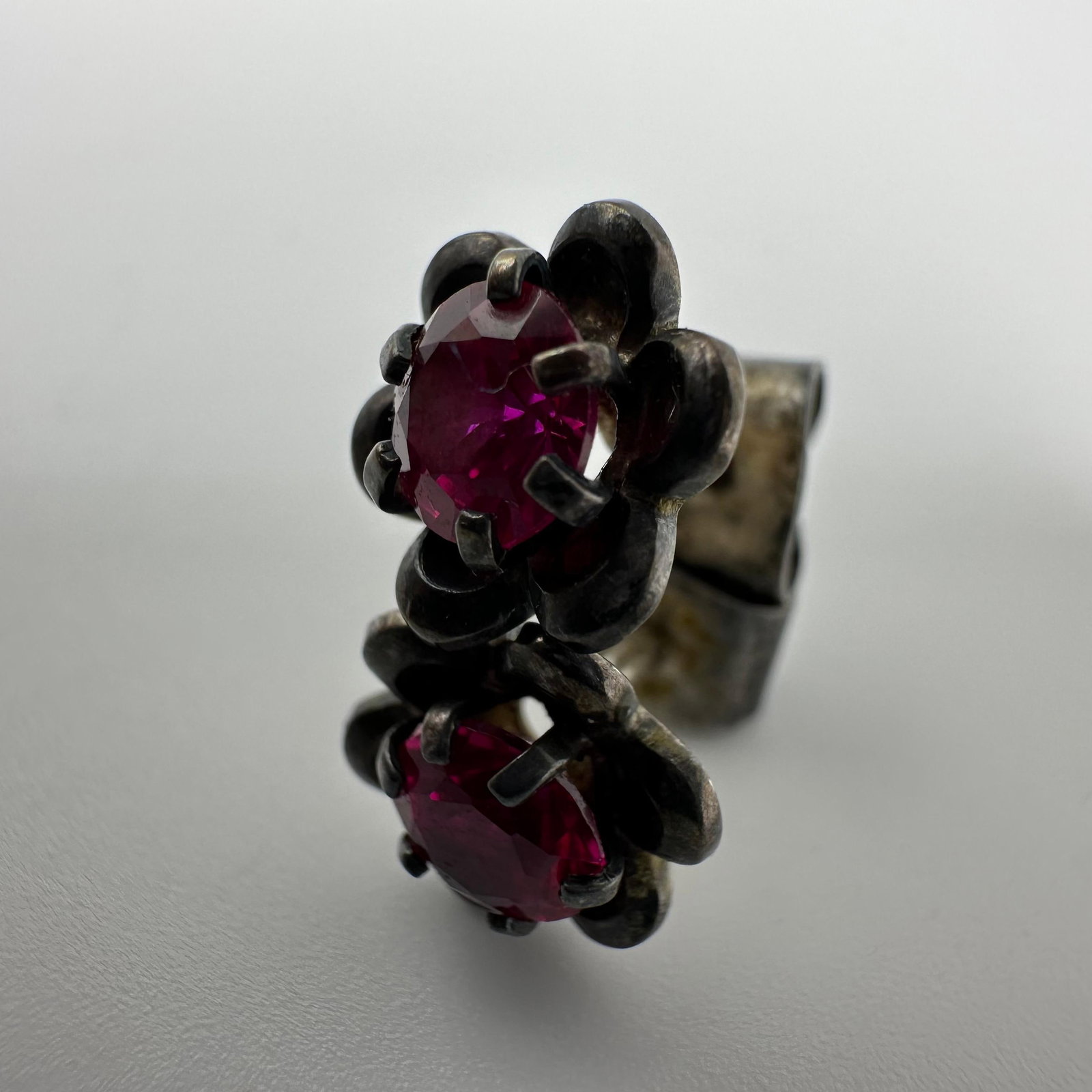 Red Sapphire Floral Shaped Flower Earrings AB3: This item is in good pre-owned, previously used/displayed condition with noticeable light wear and surface scratches. Please reference all photos for full details. This piece of jewelry has been teste