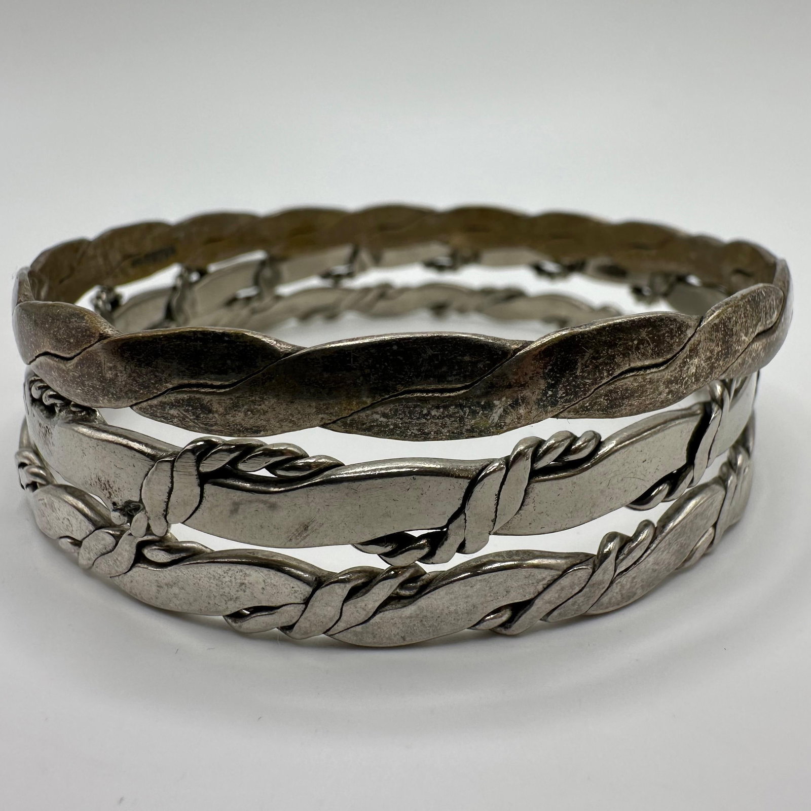 Mexico Silver Tone Twisted Rope Design Bangle Bracelets Three (1 of 7)