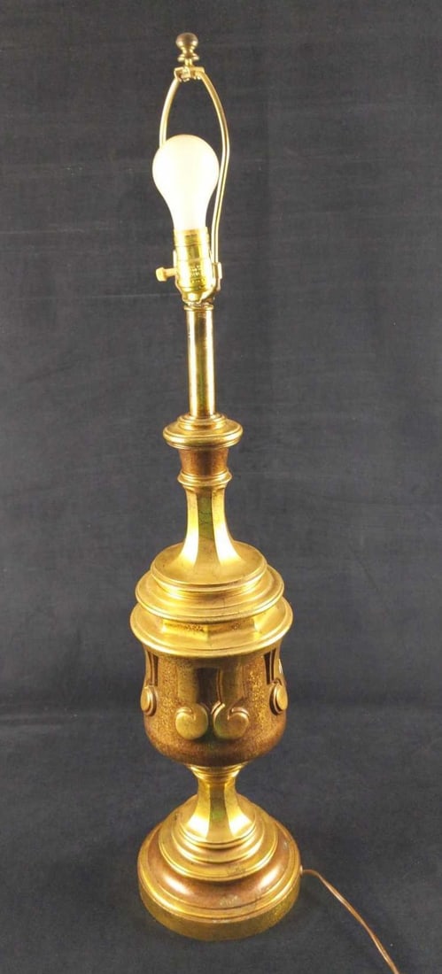 Vintage Brass Painted Heavy Metal Table Lamp B: Here is a rather heavy metal table lamp that had been painted a brass color. Not sure what kind of metal it is, but it is very solid and heavy. The maker and date of creation are unknown. Vase is appr