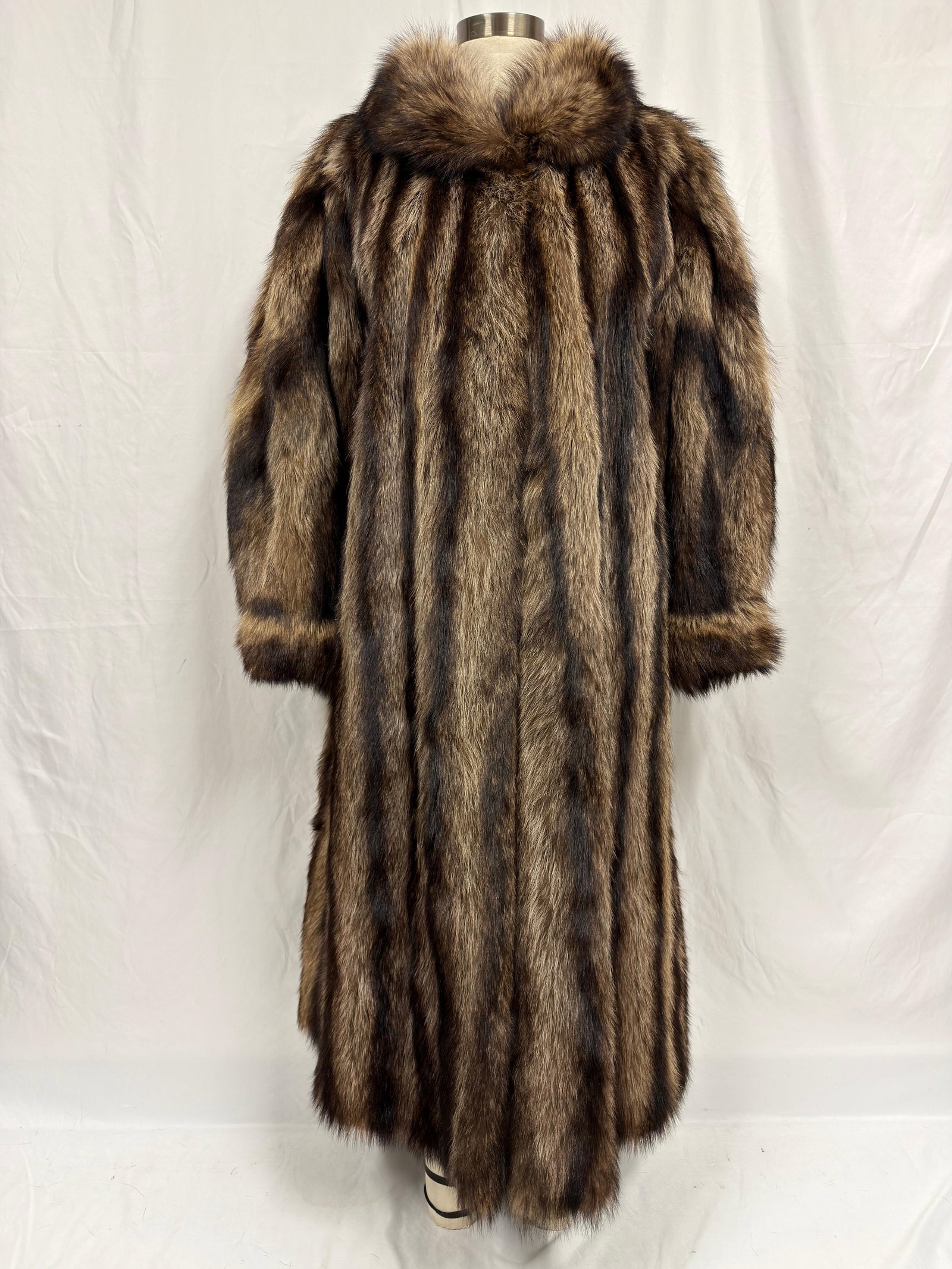 Marmot Fur Coat Full Length FC8H Natural Brown Tan Striping Type (1 of 8)