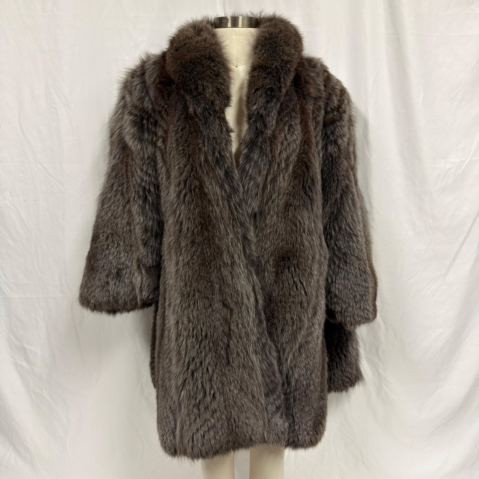 Dark Brown Fox Fur Coat FC3C (1 of 6)