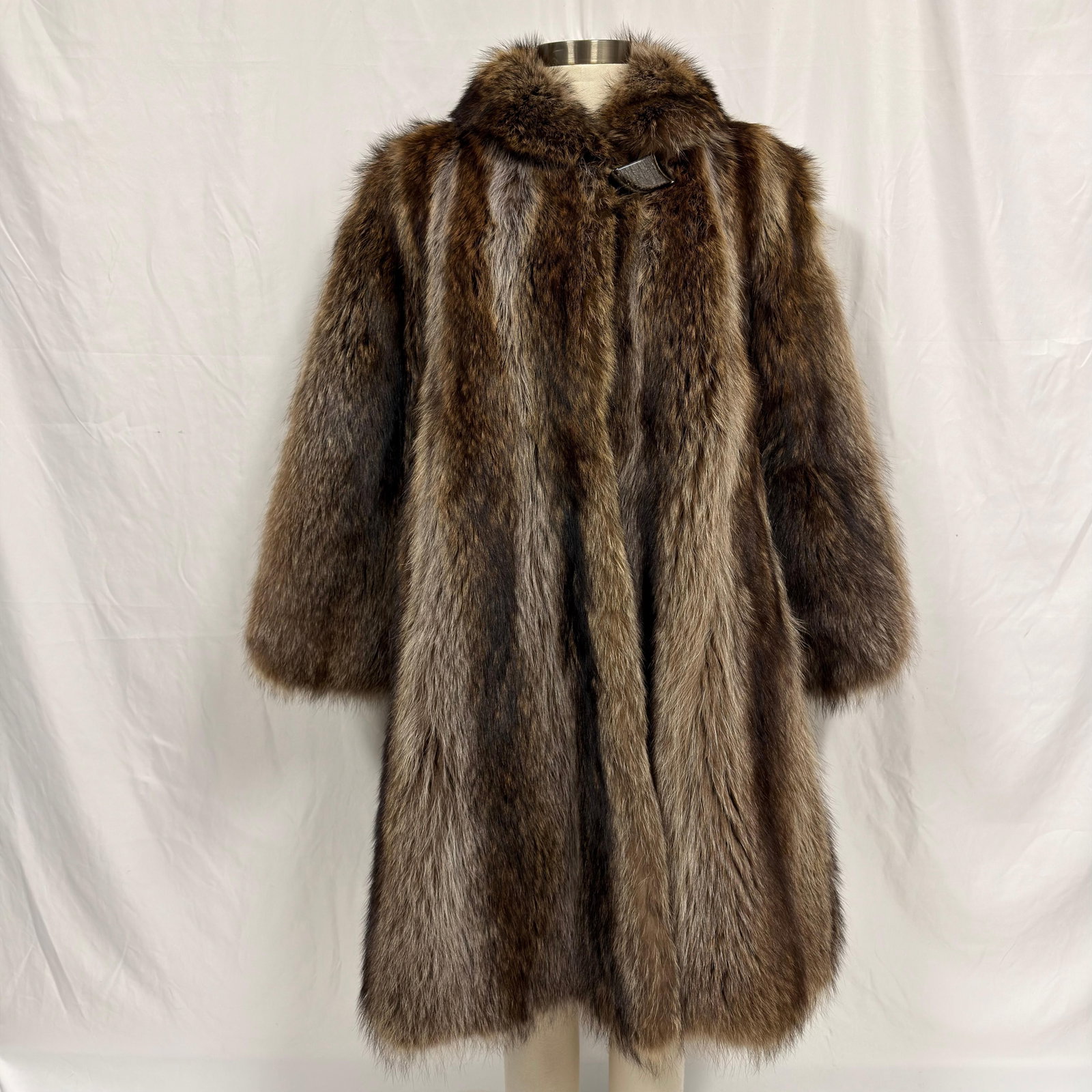 Raccoon Fur Coat Medium Long Length FC4D (1 of 13)