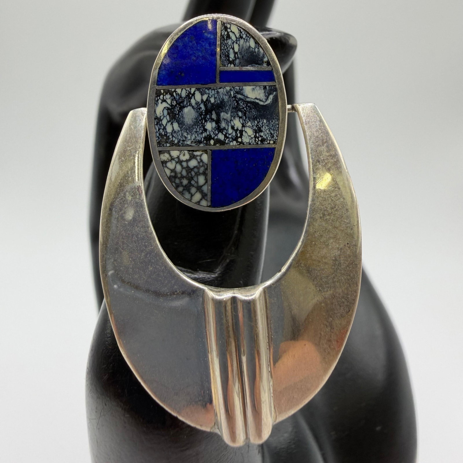 Ray Tracey Navajo Geometric Lapis Inlay Sterling Silver Dangle Drop Earrings: This item is in pre-owned, previously used/displayed condition with noticeable light wear and surface scratches. Please reference all photos for full details. This piece of jewelry has been tested and