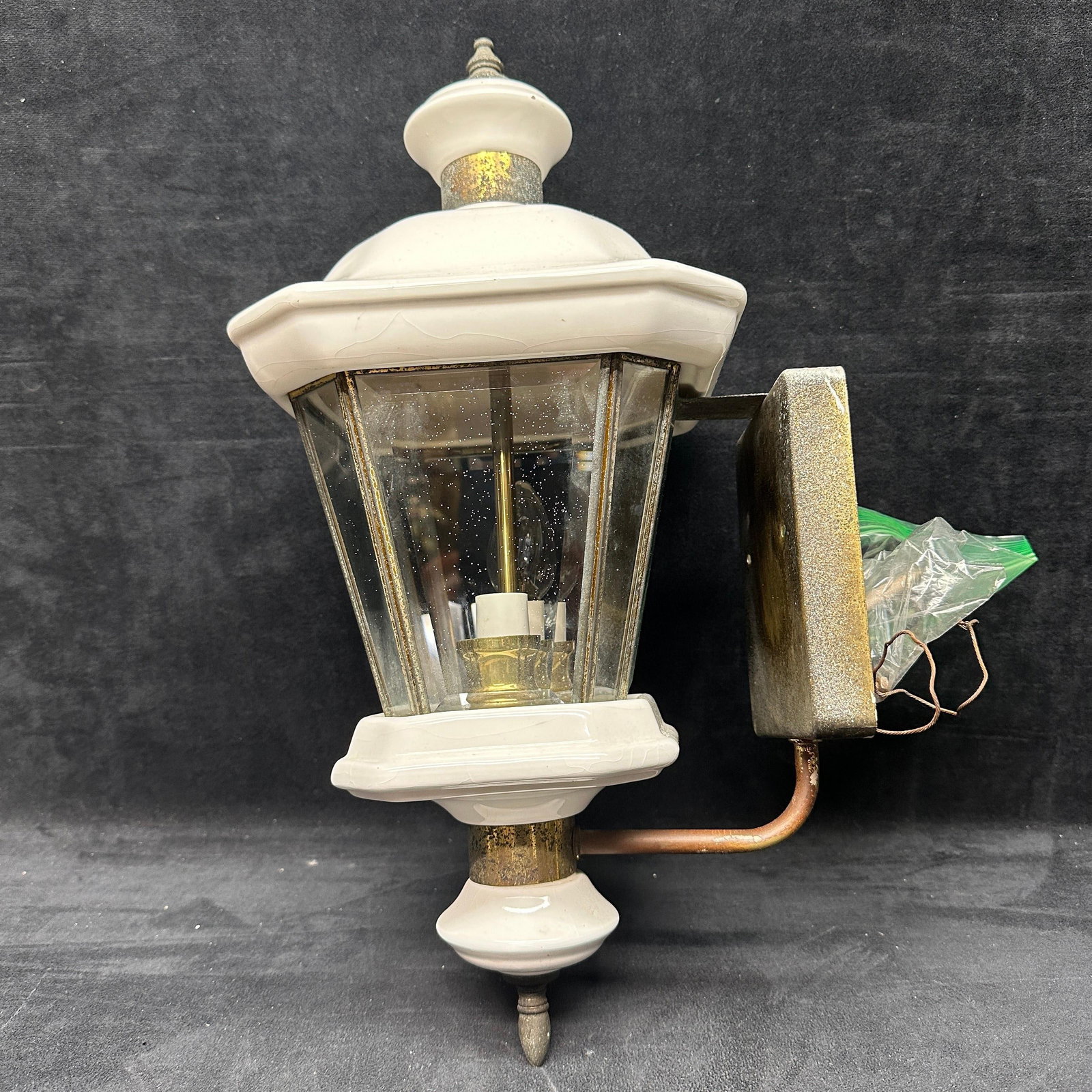 White Porcelain Style Exterior Wall Lantern Light Fixture Vintage (1 of 7)