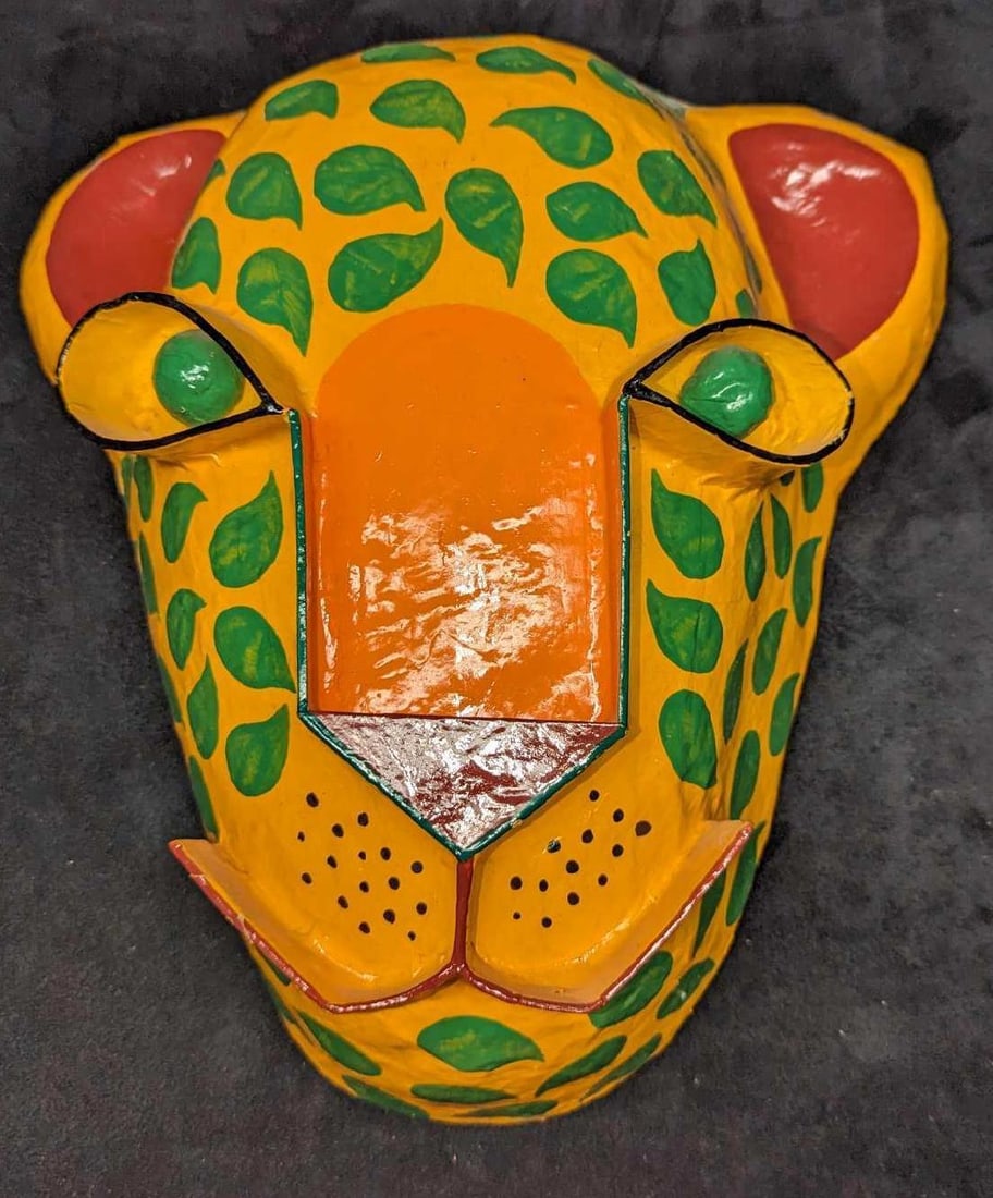 Gina Truex Paper Mache Lioness Wall Art Mask: Gina Truex Paper Mache Lioness Wall Art Mask. This is approx 12 1/4" x 5" x 13 1/2" and it weighs 0.55lb. There are some chips on the left eye and the mouth. Please see the images as they are part of 