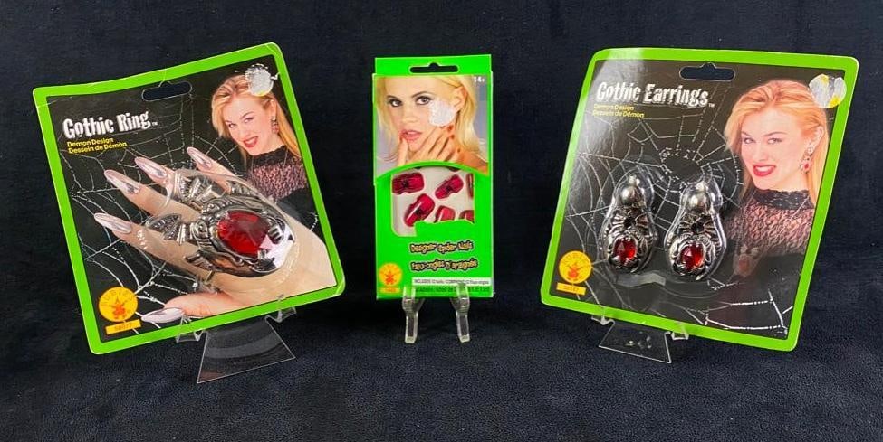 Halloween Gothic Jewelry and Press-On Nails: Halloween Gothic Jewelry and Press-On Nails Set of 5 "demon design" rings Set of 2 matching "demon design" earring pairs Set of 10 self-adhesive press-on nails Perfect for Halloween pa