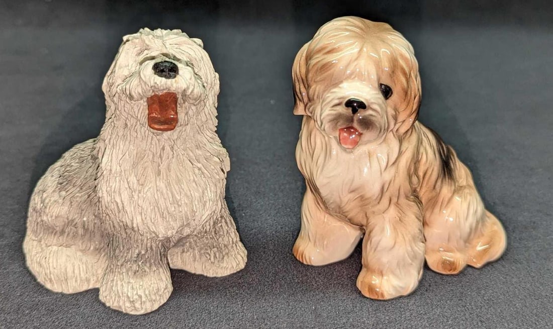 2 Vintage Ceramic & Resin Sheepdog Figurines: 2 Vintage Ceramic & Resin Sheepdog Figurines. This lot includes: (1) Ceramic Sheepdog Figurine. This is approx 3 1/2" x 2 1/4" x 3 3/4". (1) Resin Sheepdog Figurine. This is approx 3