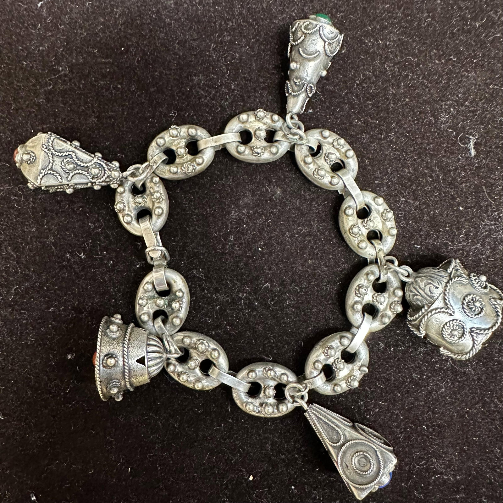 Etruscan Revival 800 Silver Mariner Link Stone Charm Bracelet K82: This item is in good pre-owned, previously used/displayed condition with noticeable light wear and surface scratches. Please reference all photos for full details. This piece of jewelry has been