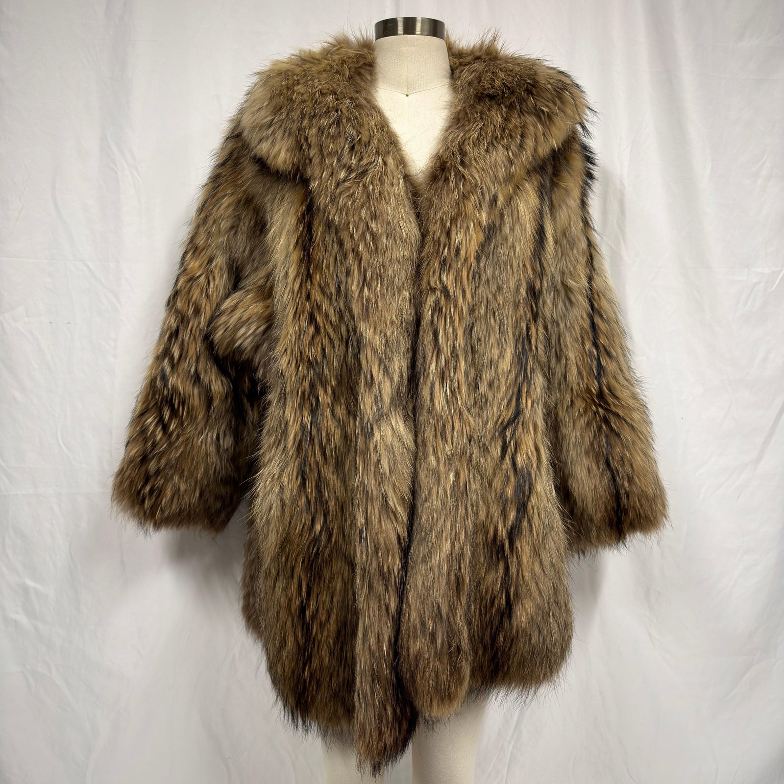 Coyote Fur Coat Plush Shawl Collar Style FC17 (1 of 7)