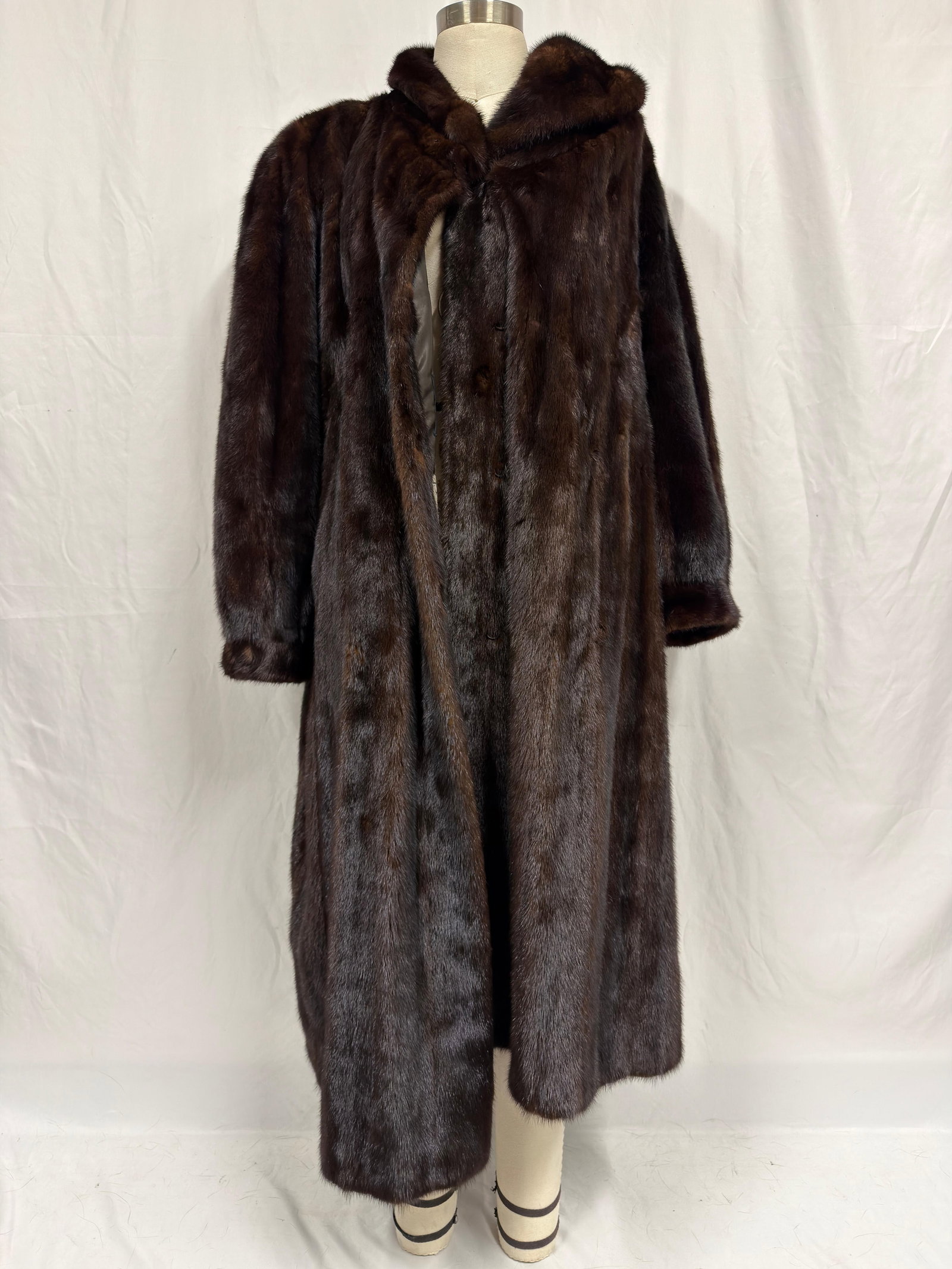 Ranch Mink Full Length Fur Coat FC19 (1 of 9)