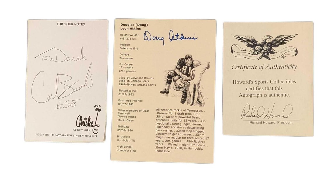 Autographed Doug Leon Atkins & Carl Banks Cards NFL: This lot includes: (1) Autographed Doug Leon Atkins Stat Card. This is approx 5" x 7". (1) COA for the Doug Leon Atkins Card. This is approx 4 1/4" x 5 1/2". (1) Carl B