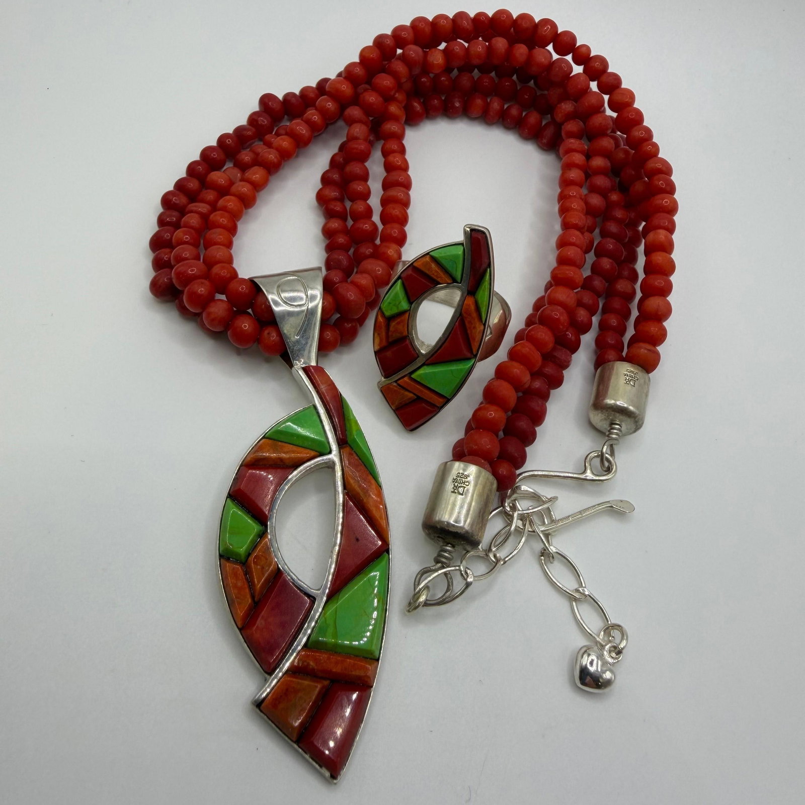 DTR Jay King Sterling Silver Jewelry Set Red and Green Stone Setting: These items are in good pre-owned, previously used/displayed condition with noticeable light wear and surface scratches. Please reference all photos for full details. These pieces of jewelry have