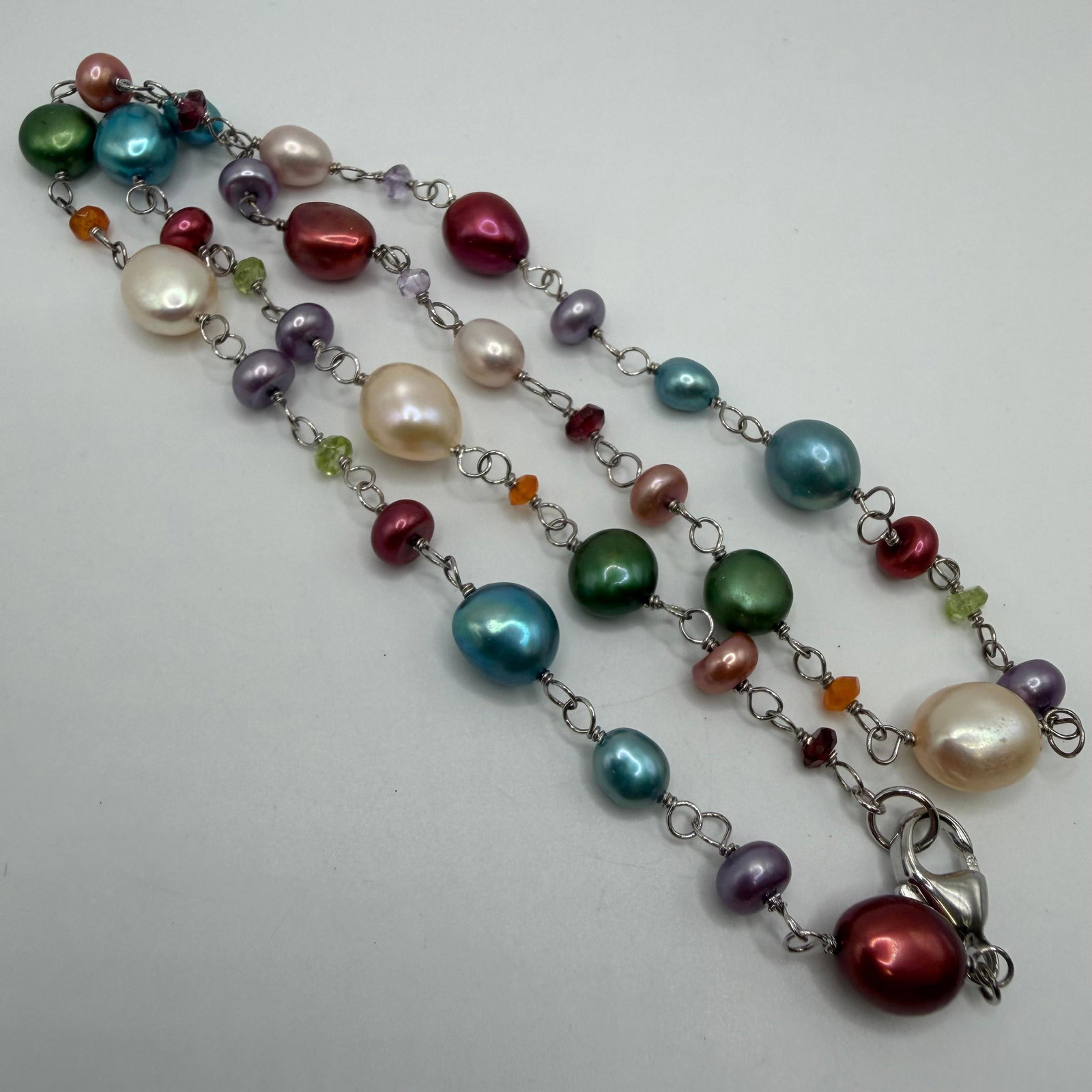 Rainbow Freshwater Pearl Bead Colored Pearls Sterling Silver Necklace HH66: This item is in good pre-owned, previously used/displayed condition with noticeable light wear and surface scratches. Please reference all photos for full details. This piece of jewelry has been caref
