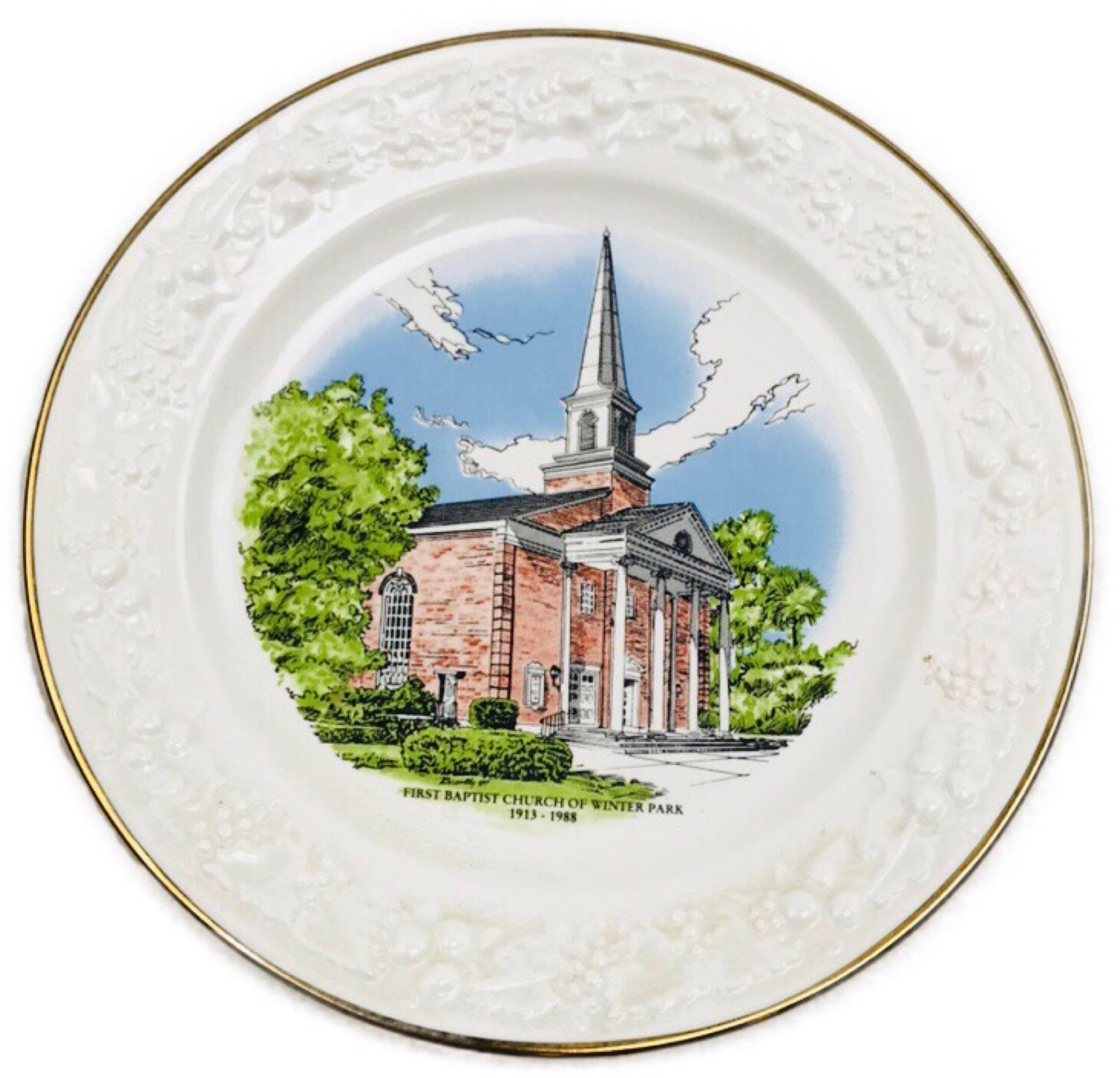 1988 First Baptist Church Winter Park FL Commemorative Plate: One collector plate celebrating the 75'th anniversary of the First Baptist Church of Winter Park, Florida. 1913-1988. There are no defects or imperfections detected on this piece. It measu