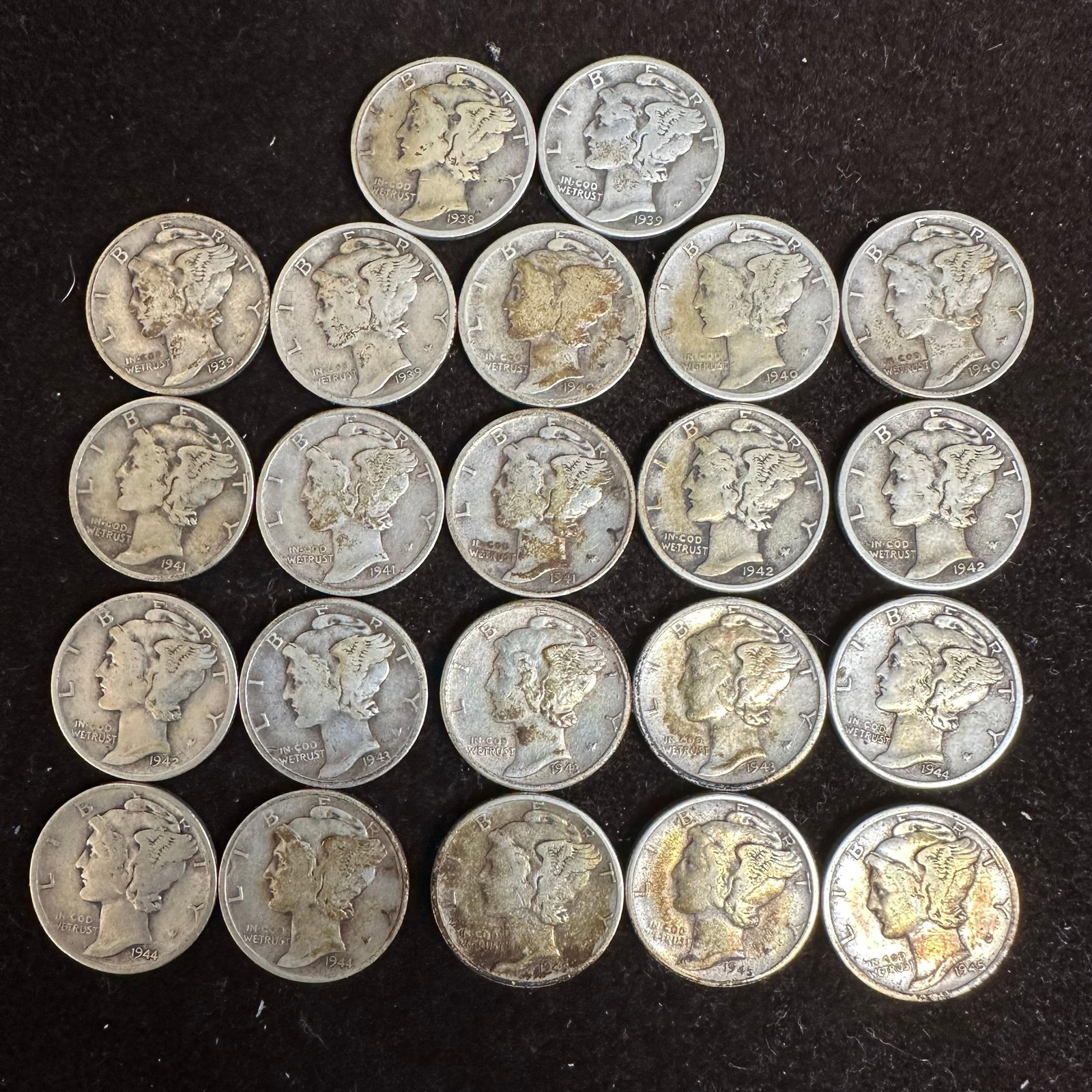 Mercury Dime Mixed Date Ten Cent Coin Collection Lot of 22 Silver Coins O25 (1 of 5)