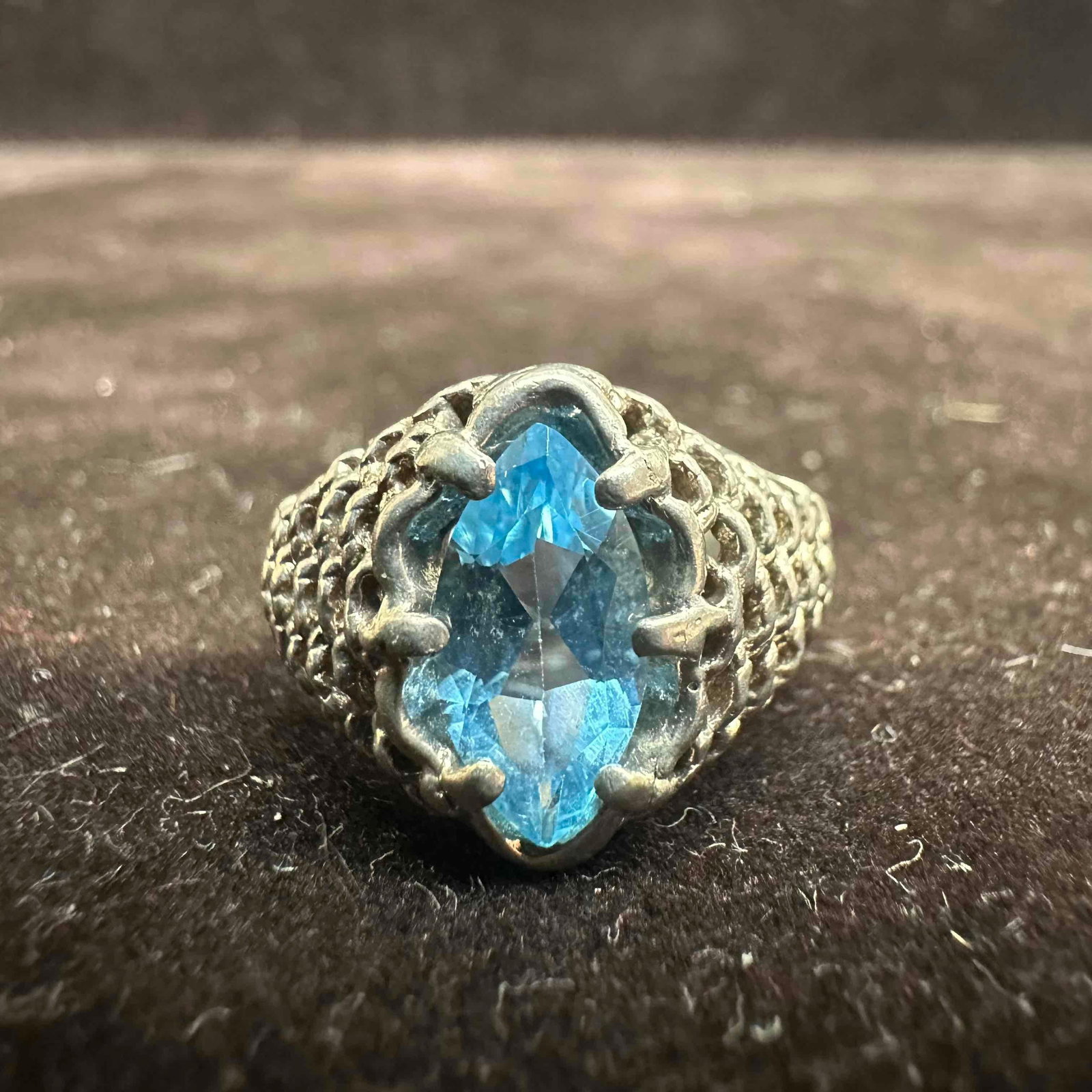 Blue Topaz Estate Ornate Mesh Sterling Silver Ring JED 925: This item is in good pre-owned, previously used/displayed condition with noticeable light wear, and surface scratches. Please reference all photos for full details. This piece of jewelry has been test