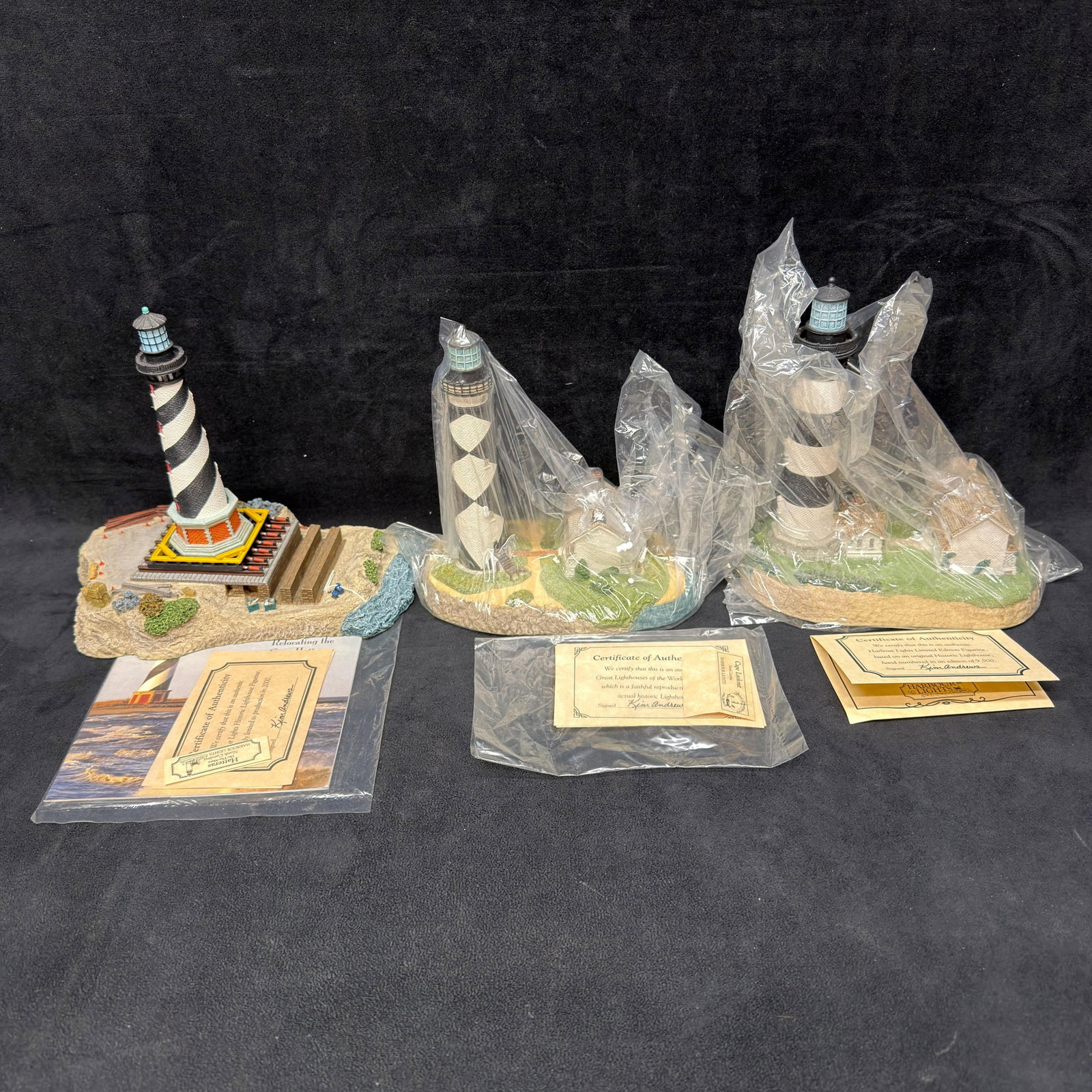 Three Harbour Lights North Carolina Lighthouse Figurines Cape Lookout (1 of 4)