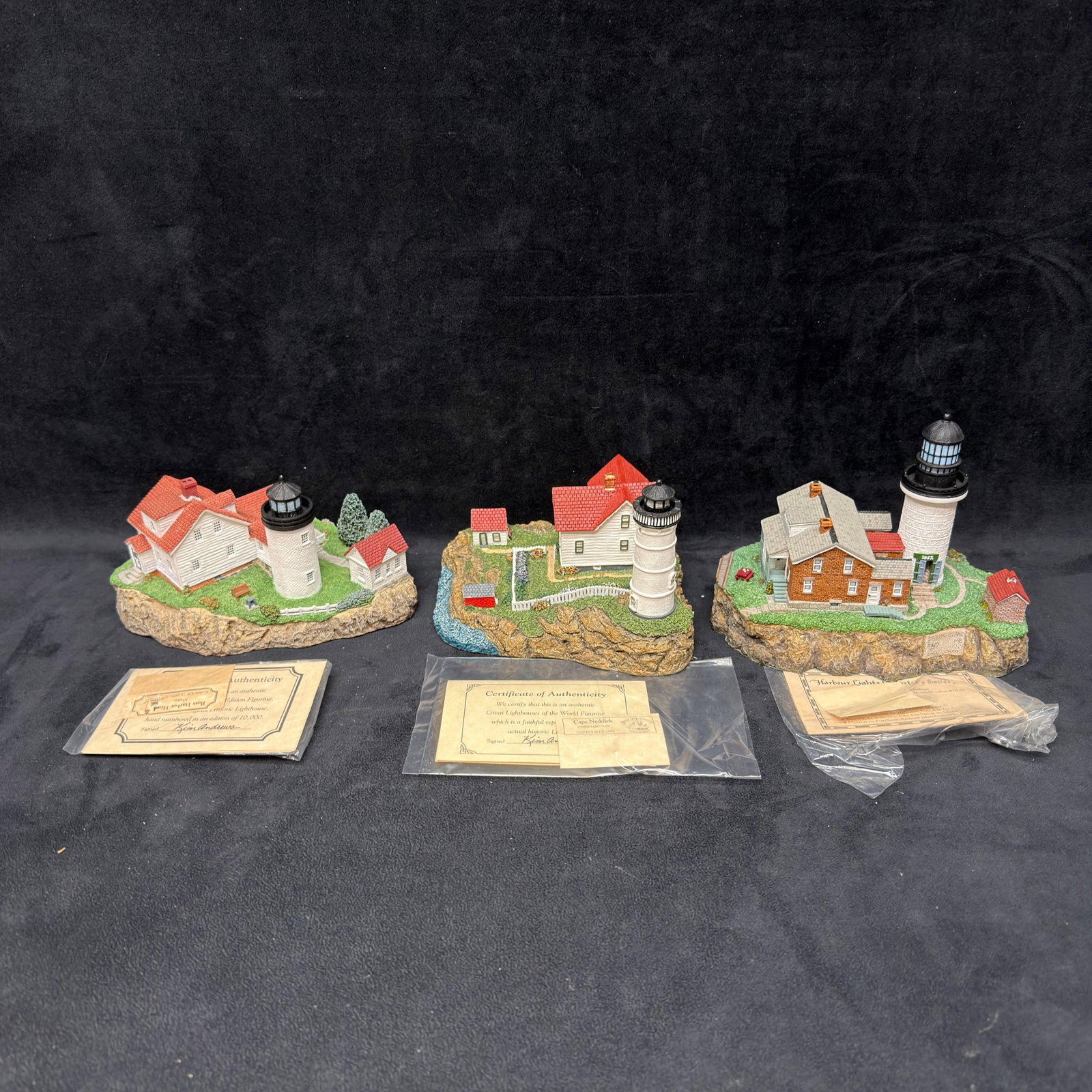 Three Harbour Lights Maine Lighthouse Figurines Bass Harbor Head (1 of 3)