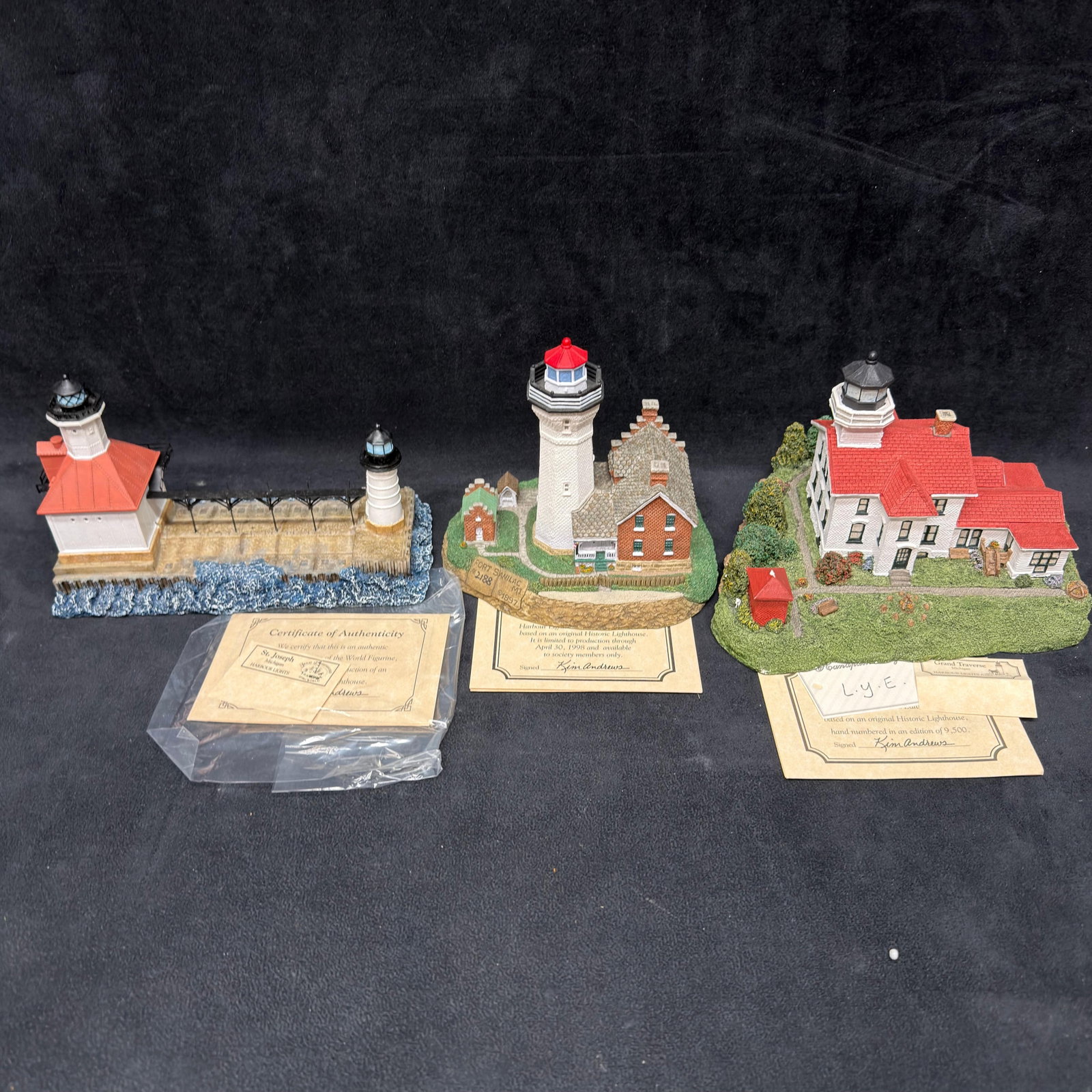 3 Harbour Lights Michigan Lighthouse Figurines Grand Traverse with Boxes (1 of 4)