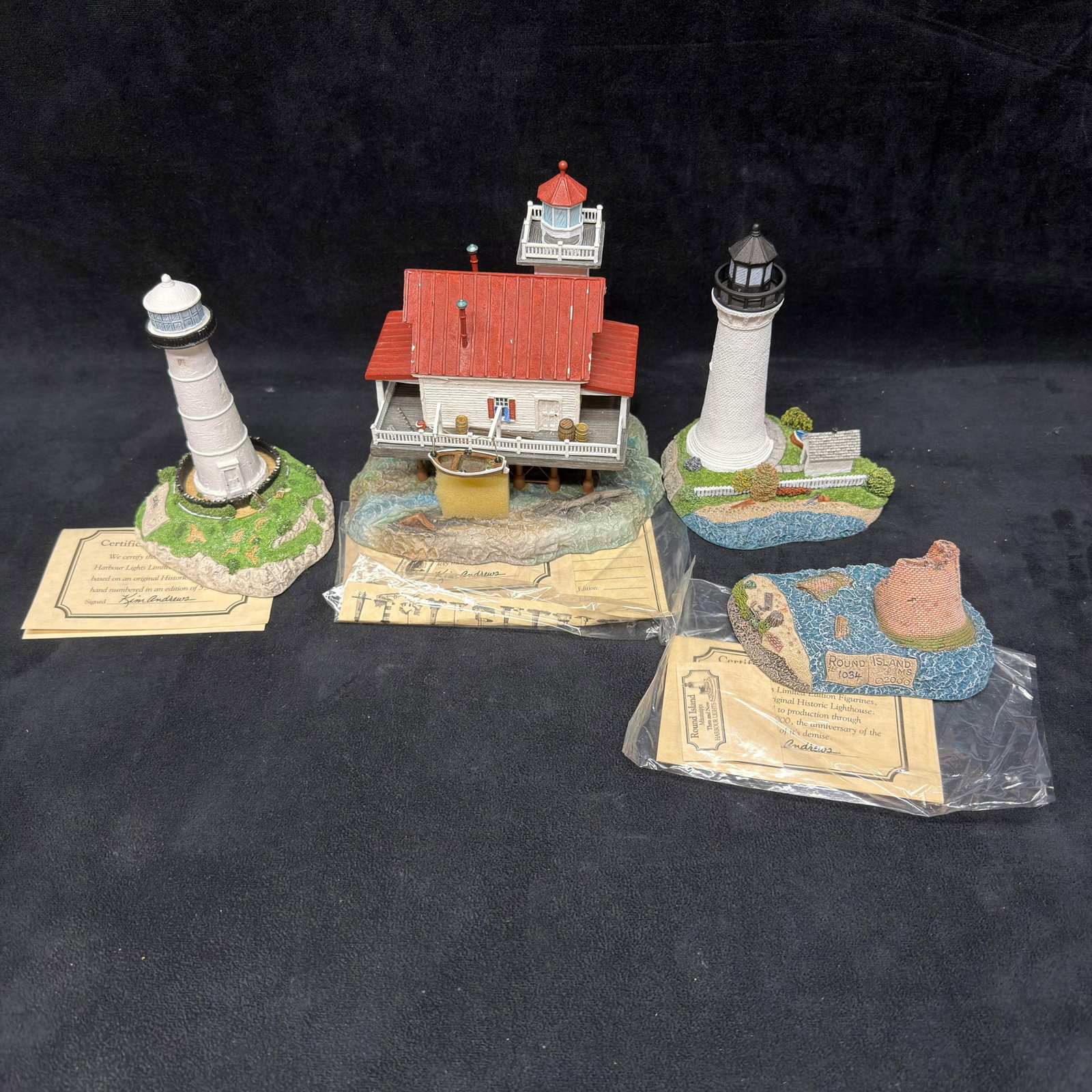 Three Harbour Lights Lighthouse Landmark Figurines Roanoke River North Carolina (1 of 4)