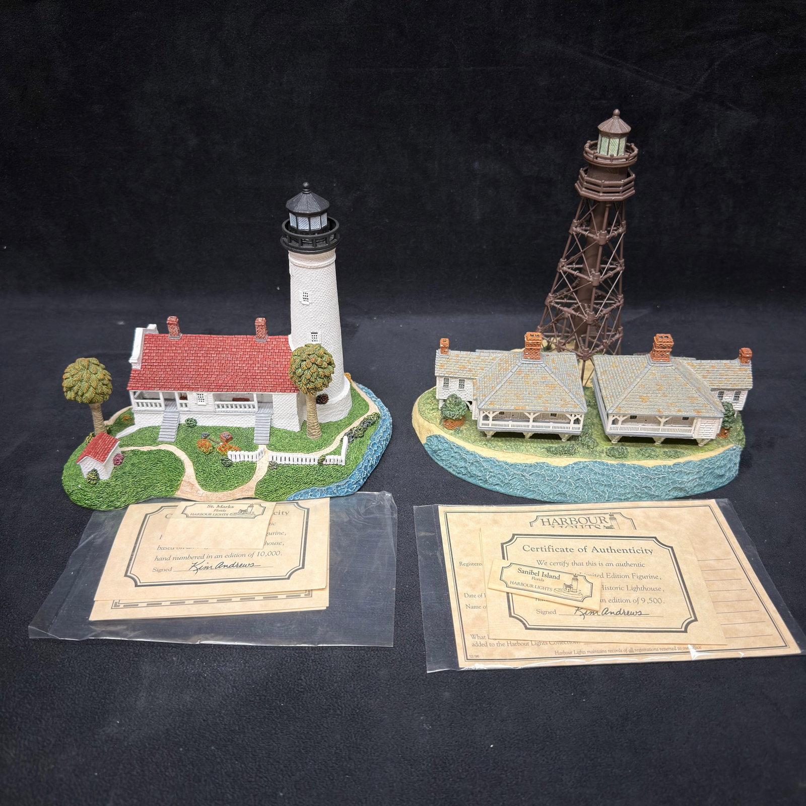 Harbour Lights Florida Lighthouse Landmark Figurines St. Marks and Sanibel Island: Pair of Harbour Lights collectible lighthouse figurines, including St. Marks, Florida #220 and Sanibel Island, Florida #194. Detailed hand-painted models with original boxes, certificates of authentic