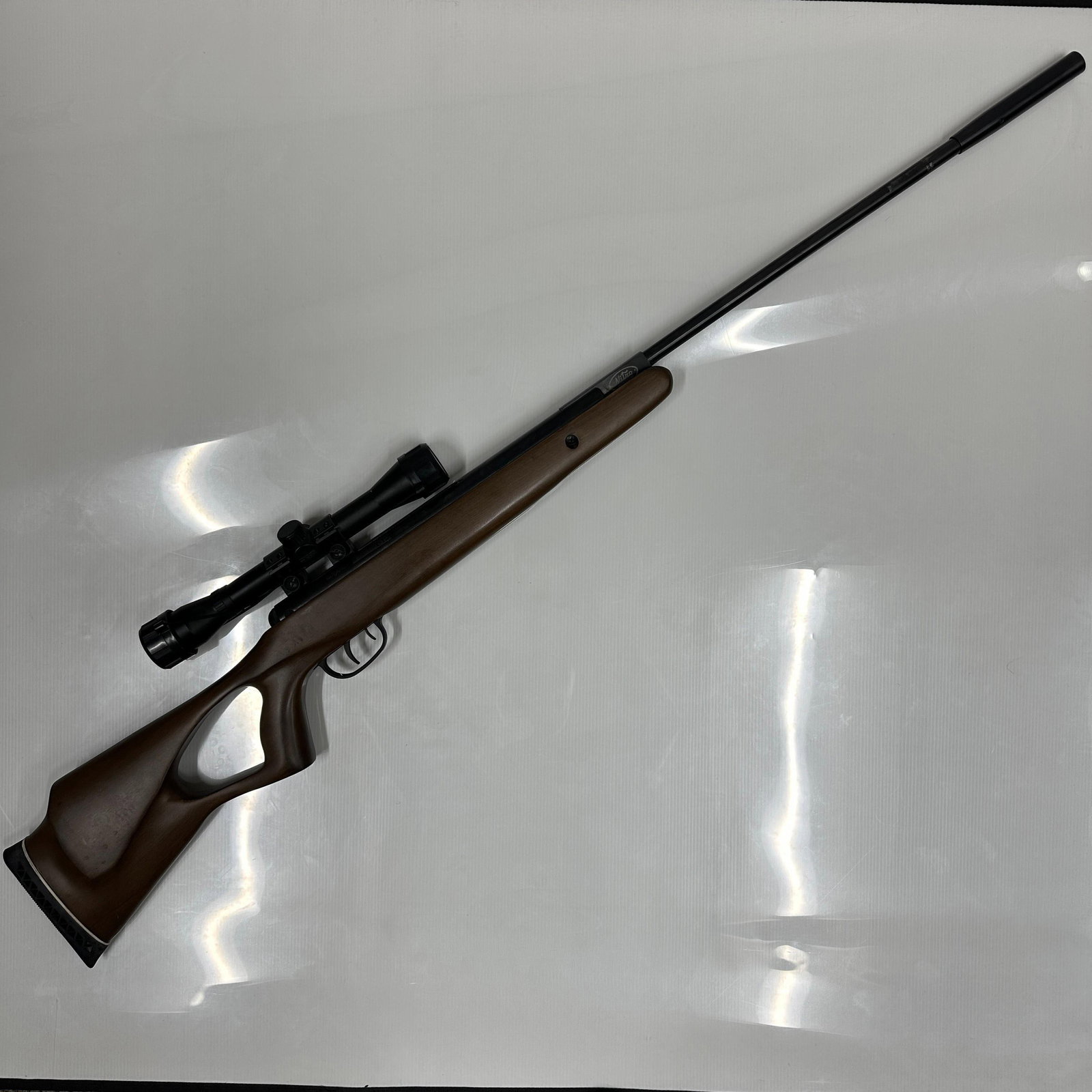 Benjamin Titan GP Nitro Piston .22 Caliber Air Rifle With Scope (1 of 9)
