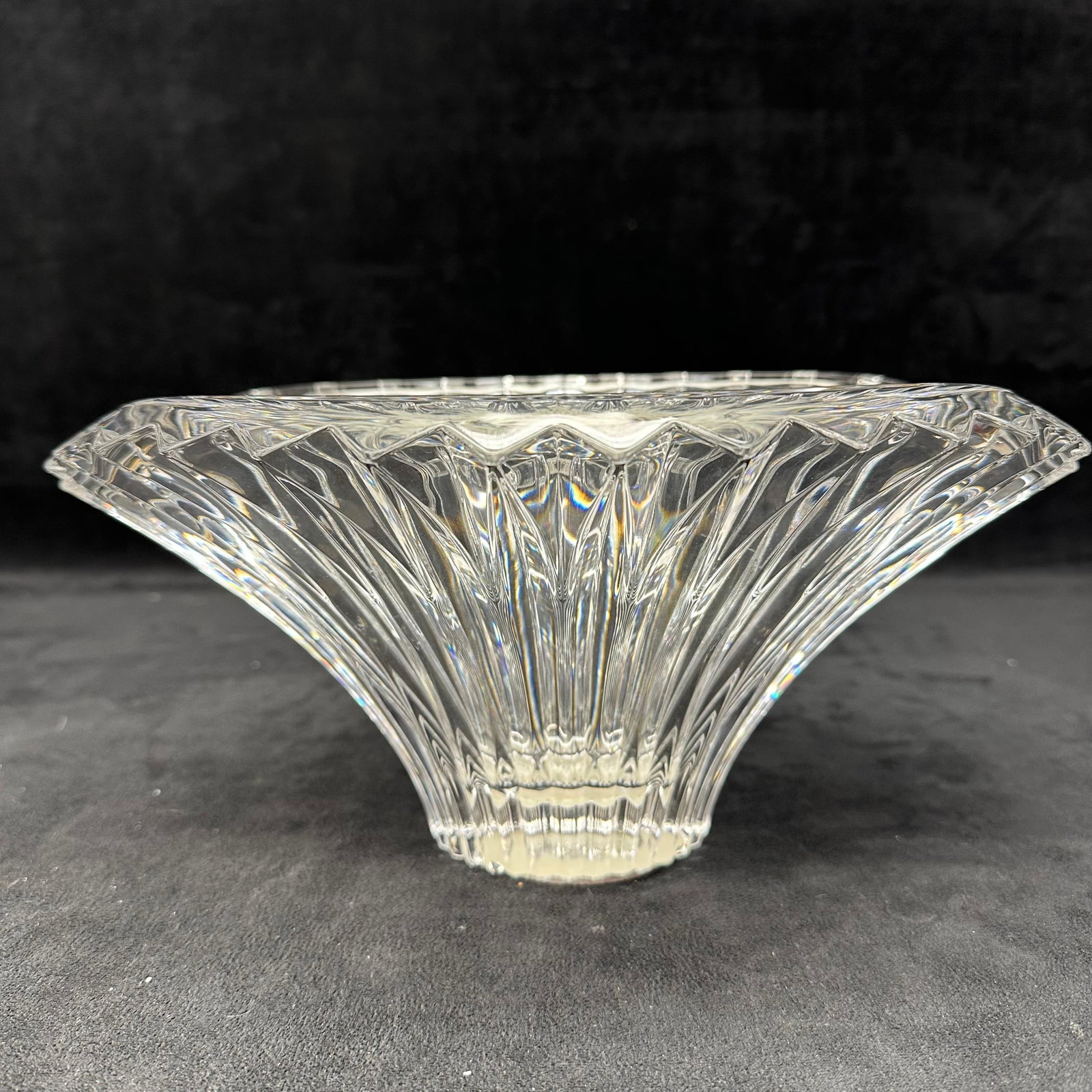 Mikasa Style Crystal Excelsior Vertical Cuts Oval Flared Centerpiece Bowl: Clear-cut crystal bowl with a wide flared fan-form shape, vertical cut panels, and scalloped rim edge. Heavy glass construction with polished cuts throughout. Applied felt pad to the base for surface 