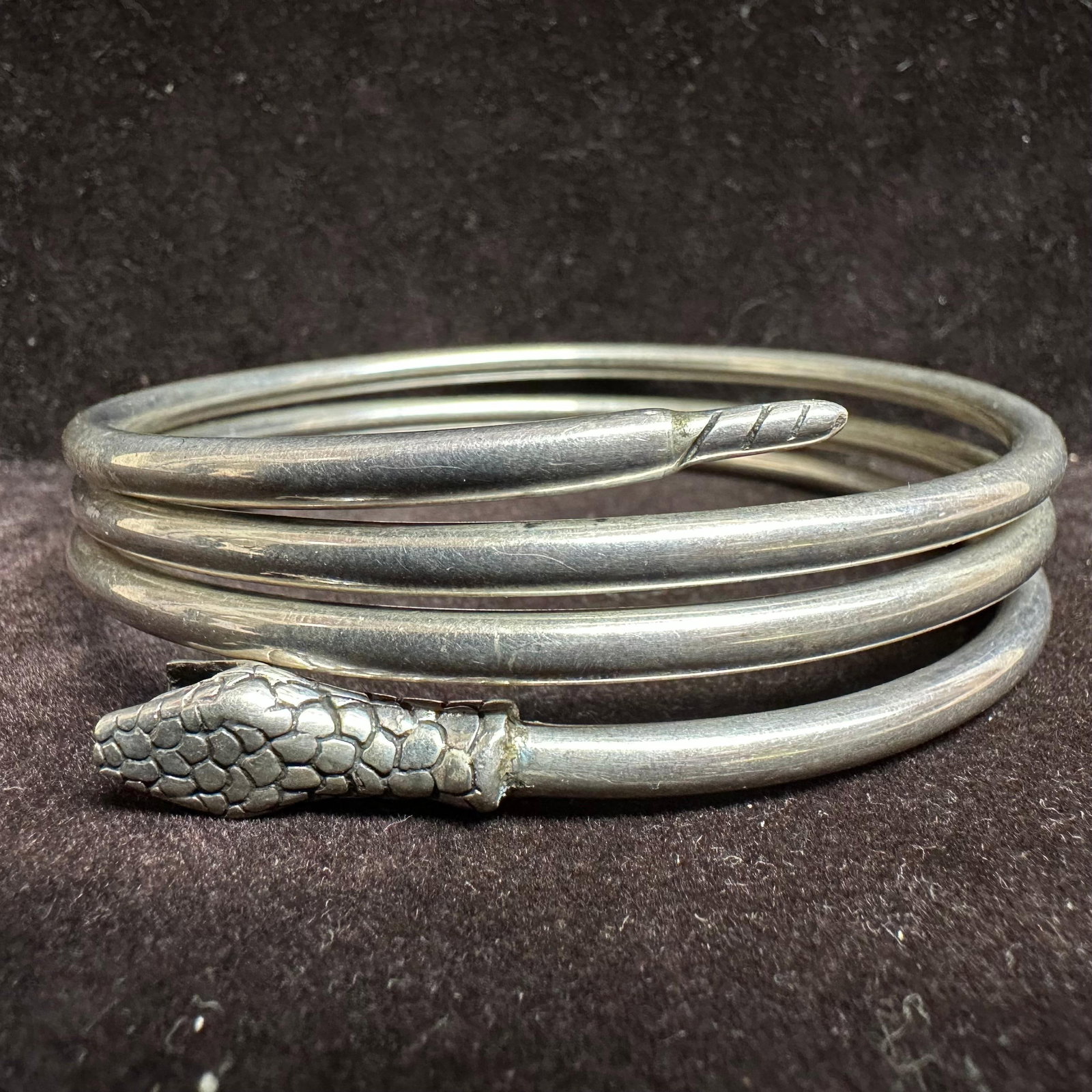 Sterling Silver Coiled Snake Bangle Bracelet Victorian Era Style L48: This item is in good pre-owned, previously used/displayed condition with noticeable light wear and surface scratches. Please reference all photos for full details. This piece of jewelry has been teste