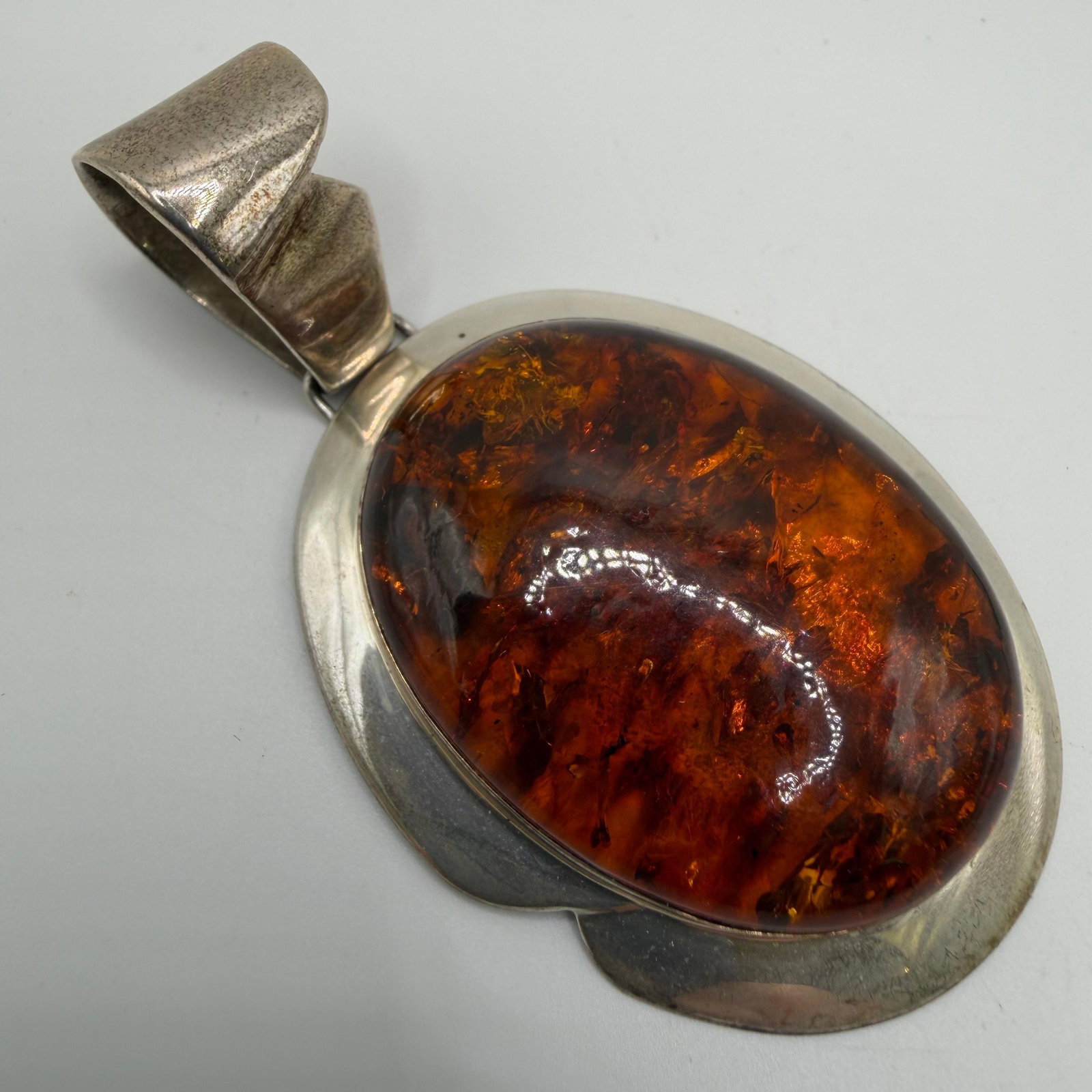 DTR Desert Rose Trading Amber Resin Oval Sterling Silver Pendant AB41 (1 of 5)
