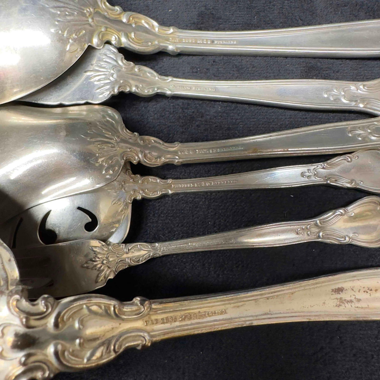 Gorham Chantilly Flatware Sterling Silver Silverware 70 Pieces - 10