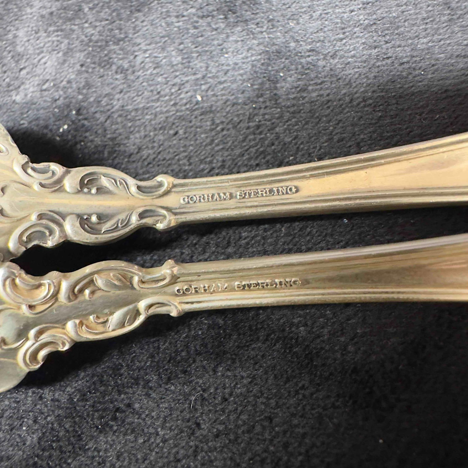 Gorham Chantilly Flatware Sterling Silver Silverware 70 Pieces - 12