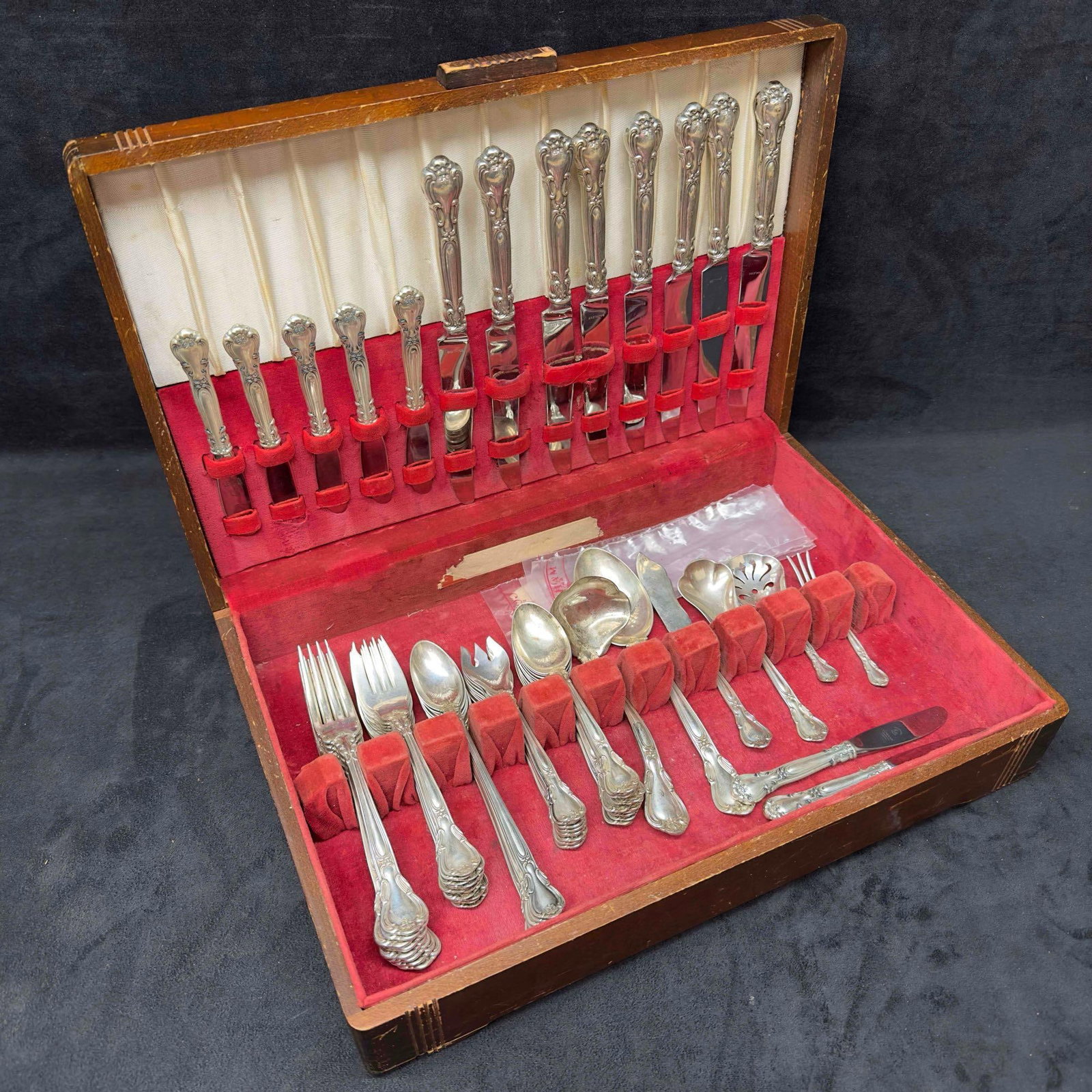 Gorham Chantilly Flatware Sterling Silver Silverware 70 Pieces - 19