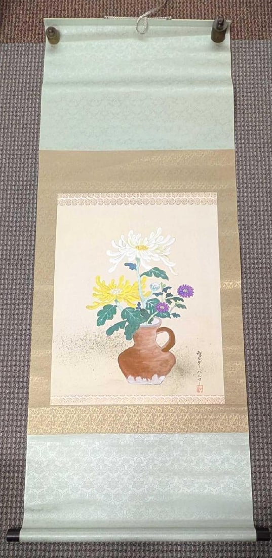 Vintage Japanese Hand Painted Floral Art Scroll: Vintage Japanese Hand Painted Floral Art Scroll. It is approx 23 1/4" x 55". Rolled up, in its box the scroll is approx 27 3/4" x 2 3/4" x 2 3/4" and it weighs 1.20lb. Th