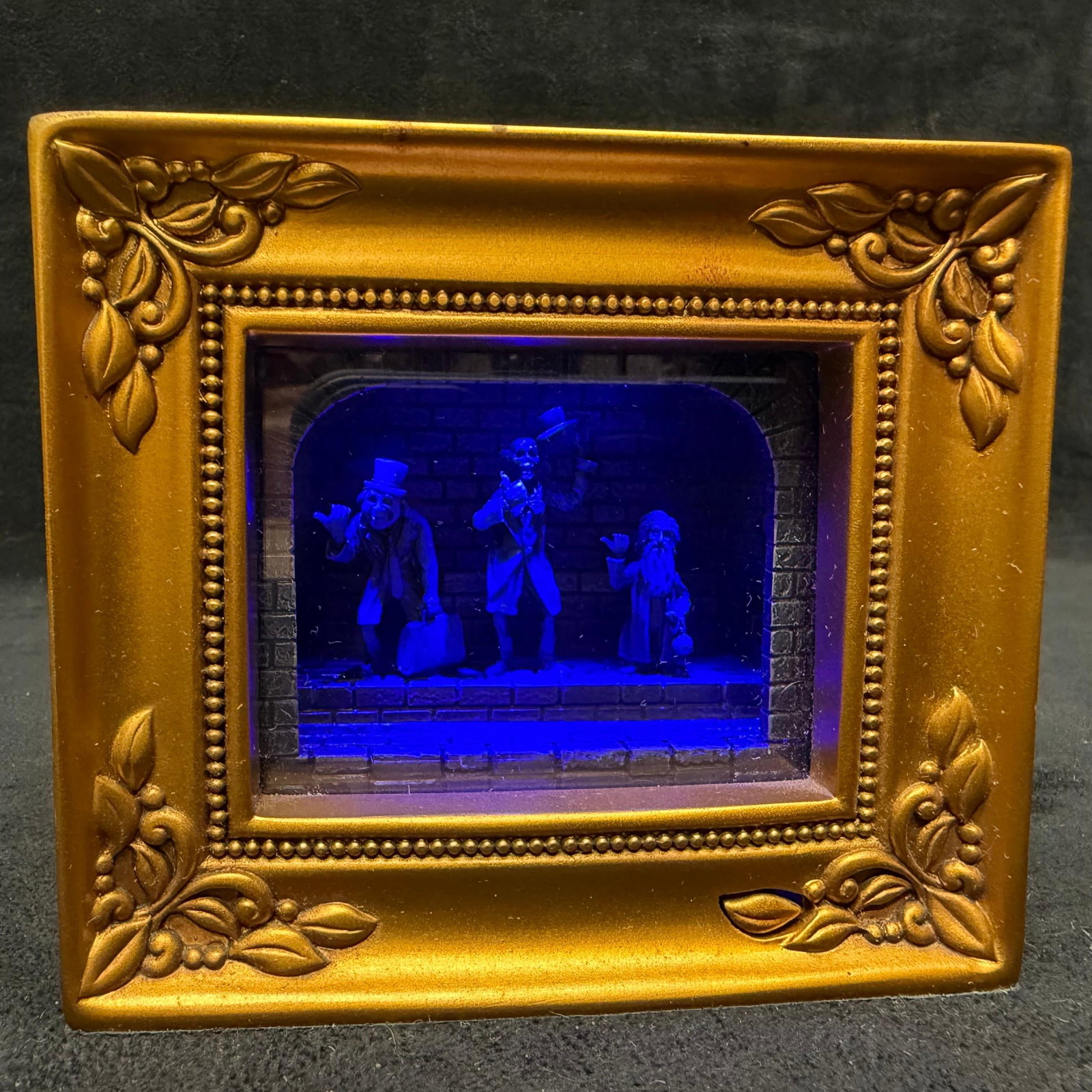 Disney Haunted Mansion 40th Anniversary Hitchhiking Ghosts Olszewski (1 of 9)