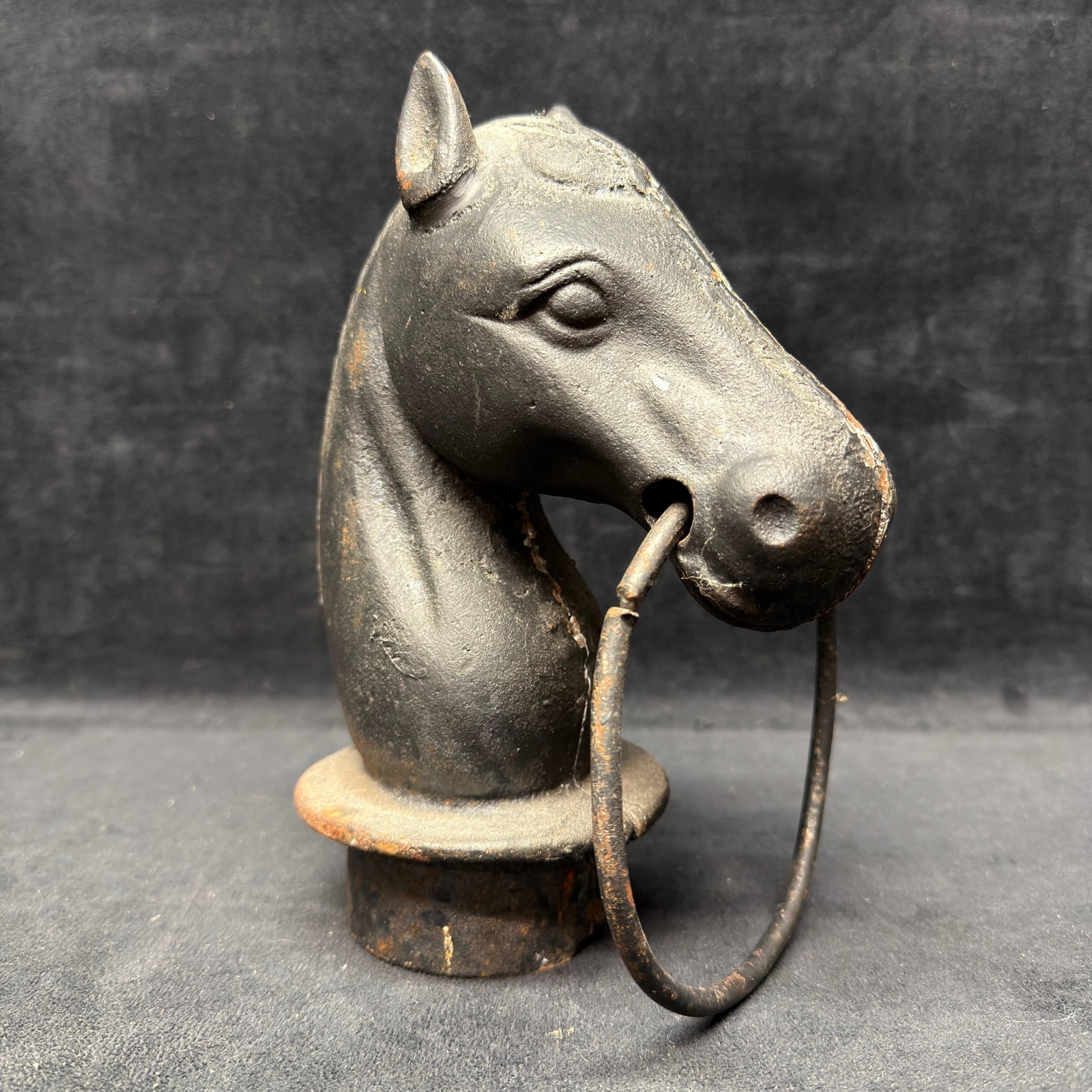 Vintage Cast Iron Horse Head Hitching Post Topper: Vintage cast iron decor piece with an attached metal ring. This item is in pre-owned, previously displayed condition with heavy wear, rust, small imperfections, and surface markings. Please refer to a