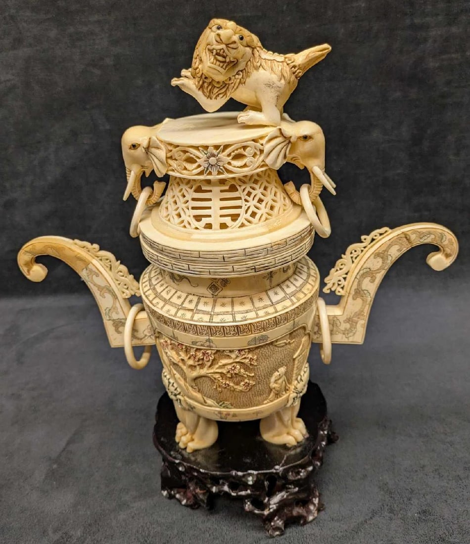 Vintage Decorative Chinese Carved Bone Incense Burner: Vintage Decorative Chinese Carved Bone Incense Burner. The maker and date of creation is unknown. The top is approx 5" x 5 1/2" x 4 3/8". The bottom is approx 8 1/2" x 12" x 5". The total weight is 3l