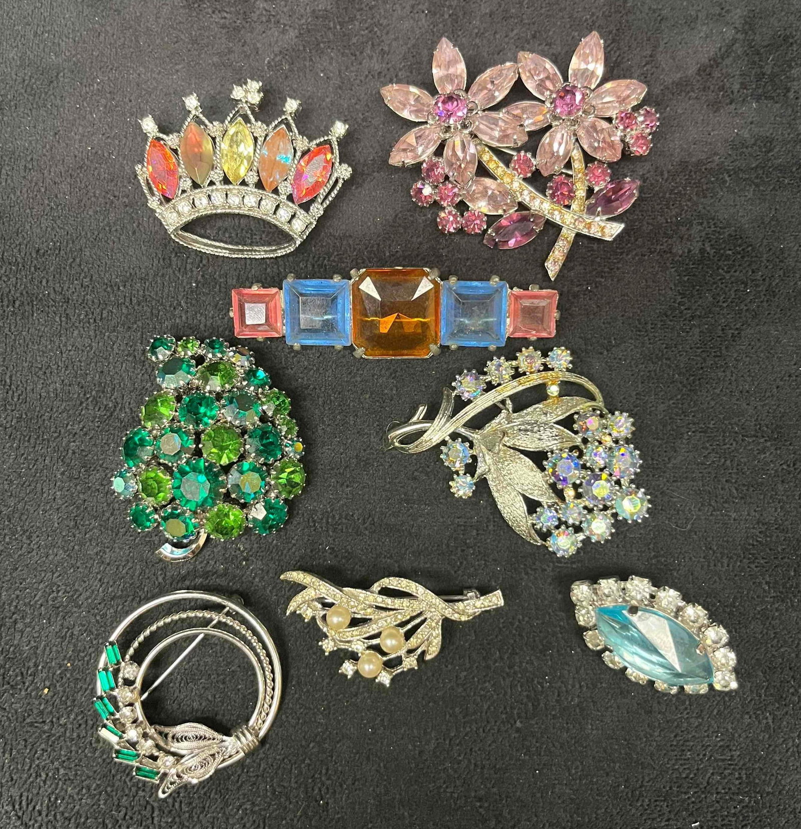 Bundle Of Silver Tone Rhinestone Brooches (1 of 11)
