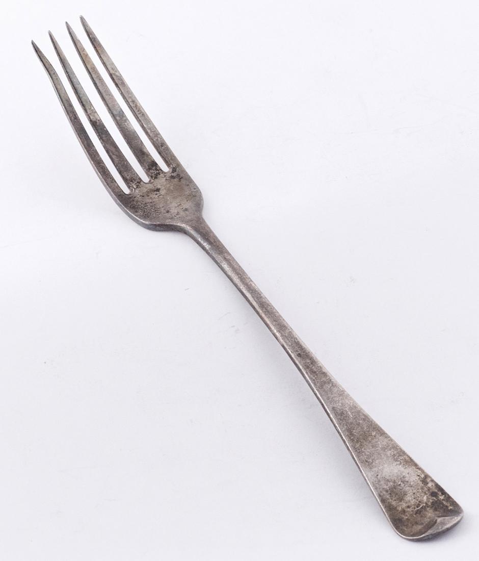 Thomas Wallis II,George III, Sterling silver fork, (1 of 4)