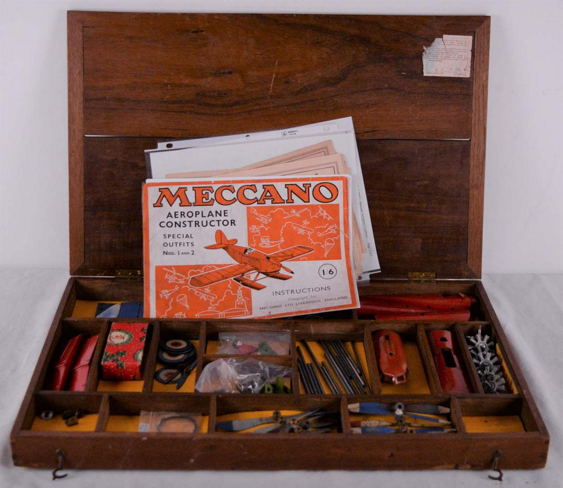Meccano - Coffret Meccano antique de construction (1 of 2)
