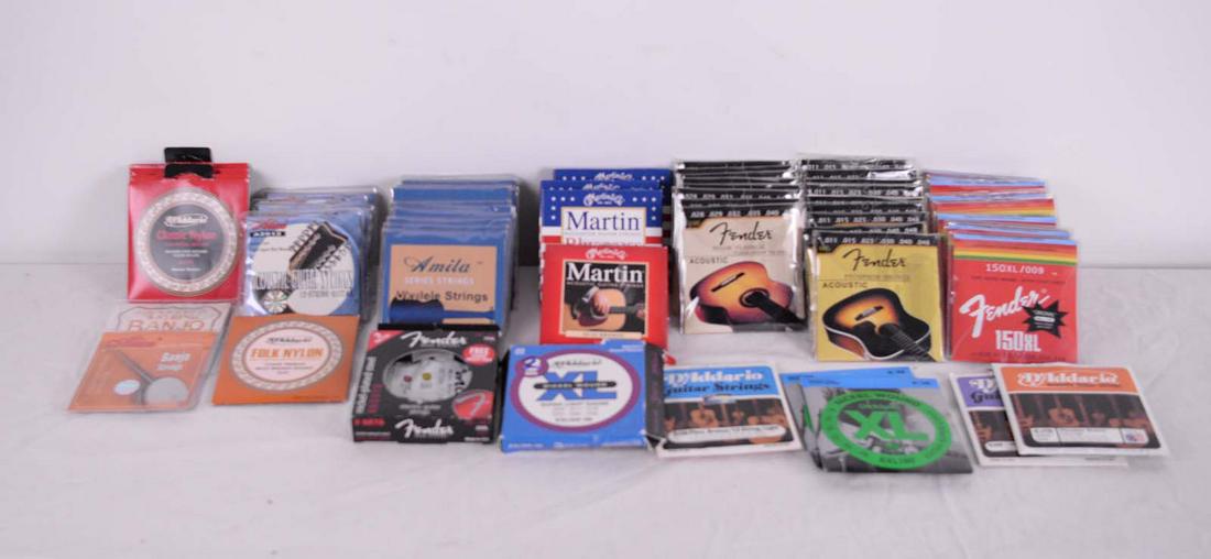Large lot of guitar strings (1 of 2)