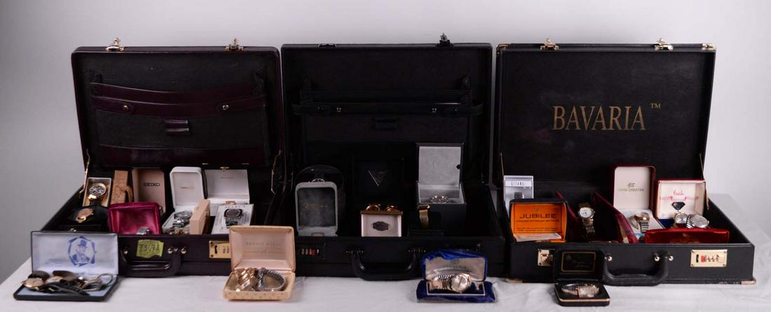 Lot of 37 watches (automatic and quartz) with 30 cases (1 of 4)