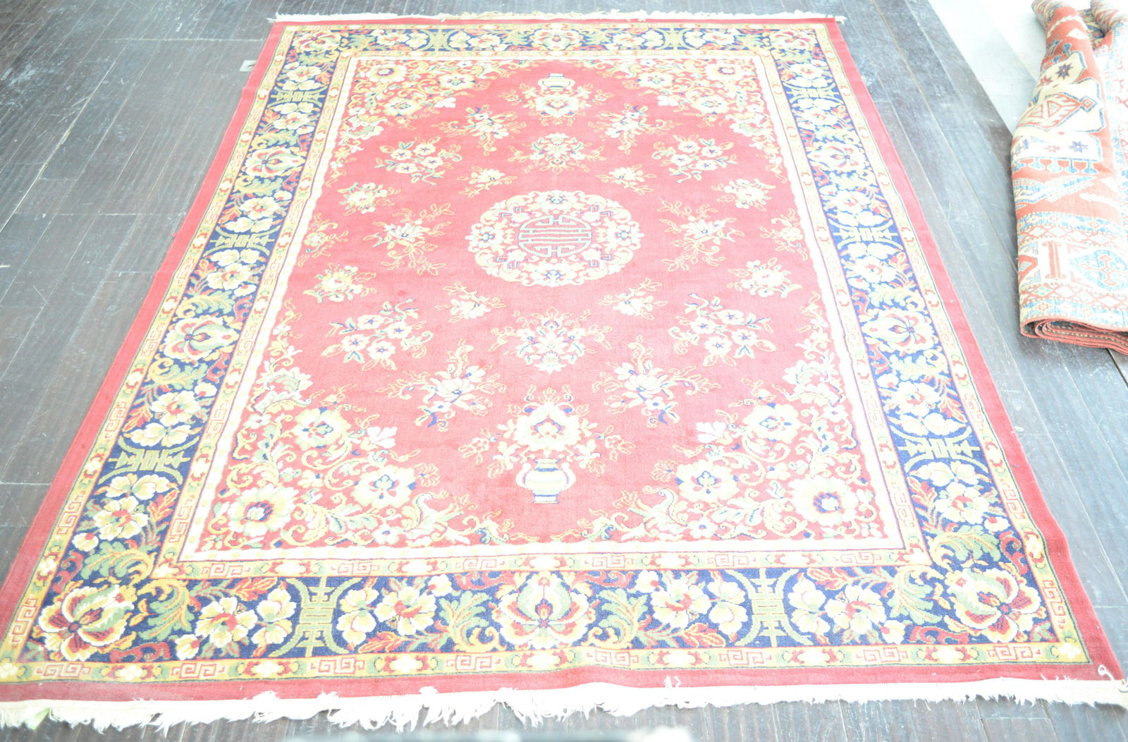 Wool Chinese carpet (1 of 4)