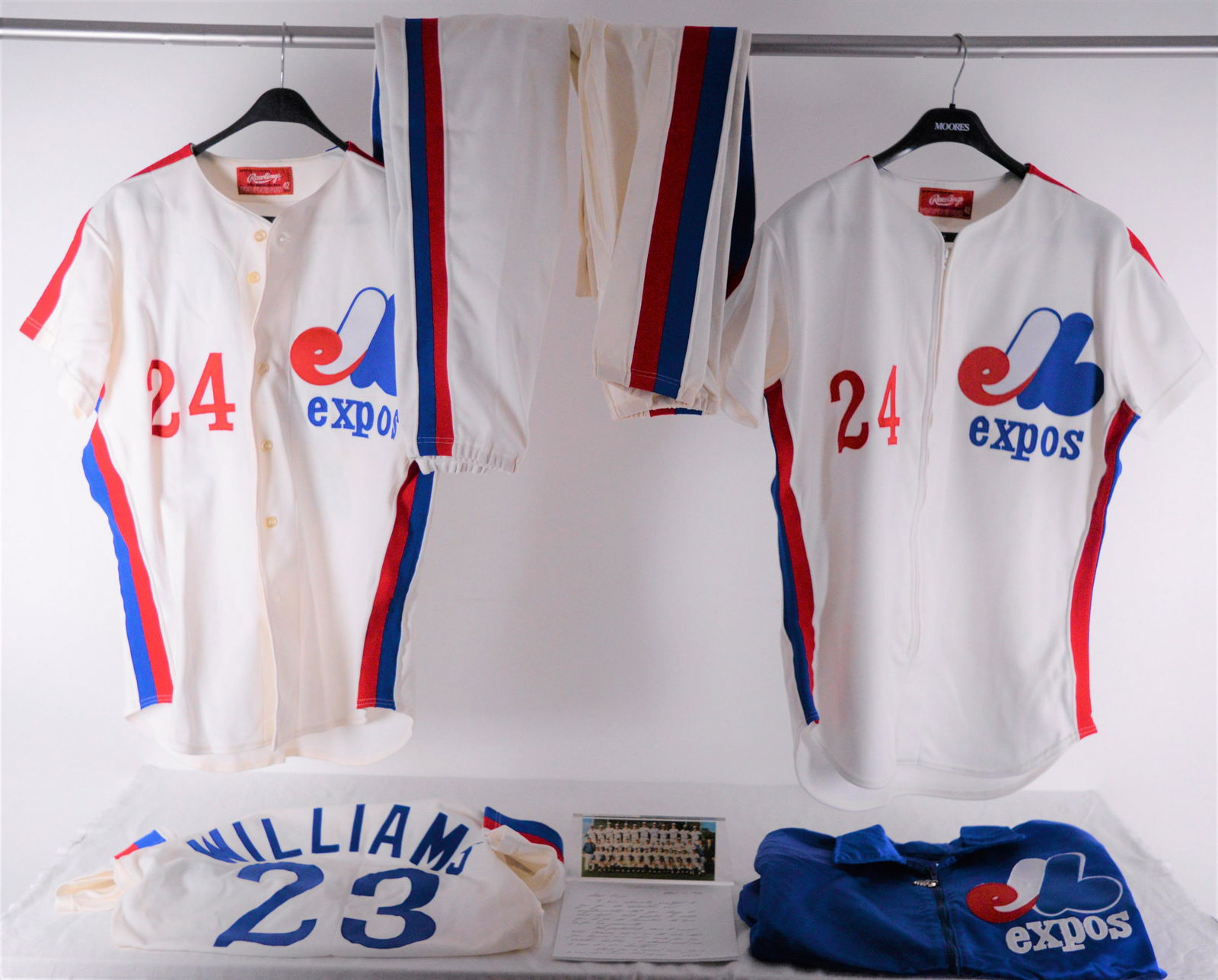 Unique lot of Montreal Expos uniforms prototypes (1 of 4)