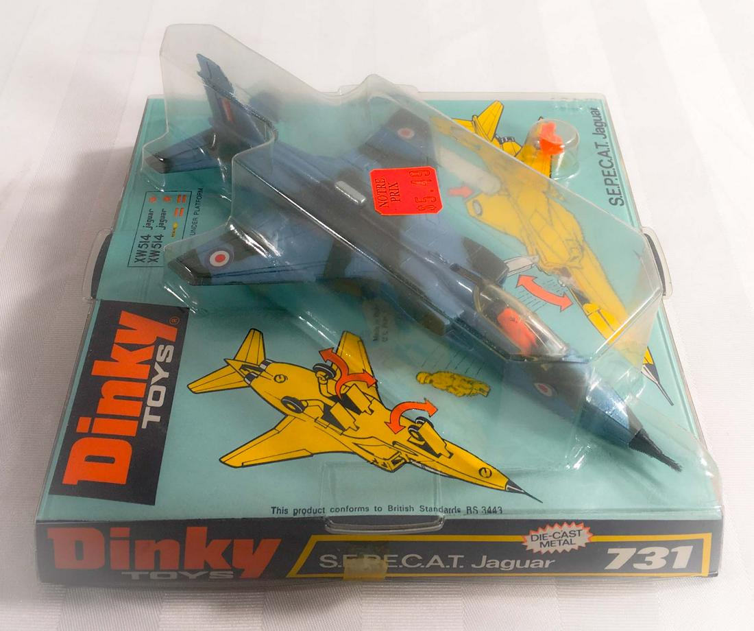 Dinky - Vintage S.E.P.E.C.A.T. Jaguar plane - 1973: Dinky Vintage S.E.P.E.C.A.T. Jaguar plane (1973) Description: Vintage Dinky S.E.P.E.C.A.T. Jaguar #731, new in its box Dimension (PO): Longueur 7 3/4" Dimension (CM): Longueur 19.69 cm