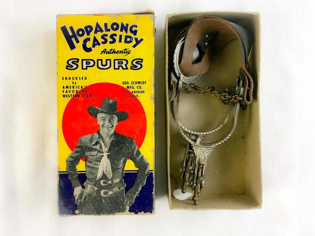 Vintage Hopalong Cassidy spurs pair, original box (1 of 3)