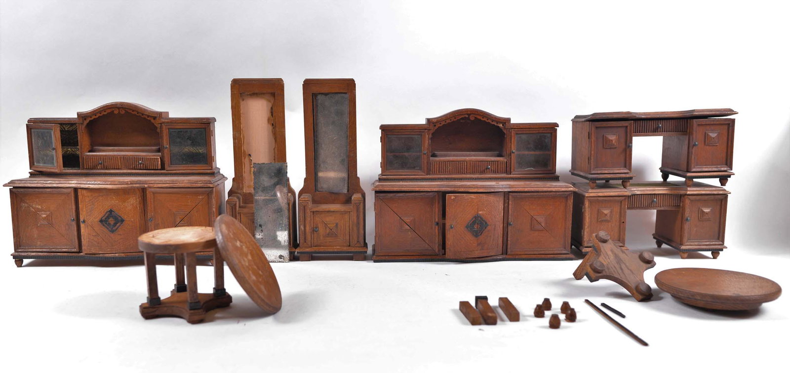 Antique miniature furniture set - c.1920 (1 of 4)