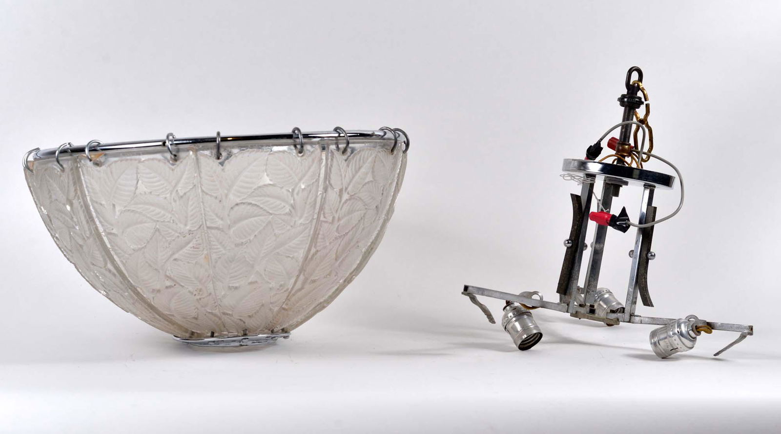 Lalique, René - Crystal ceiling light - Avant 1945 (1 of 3)