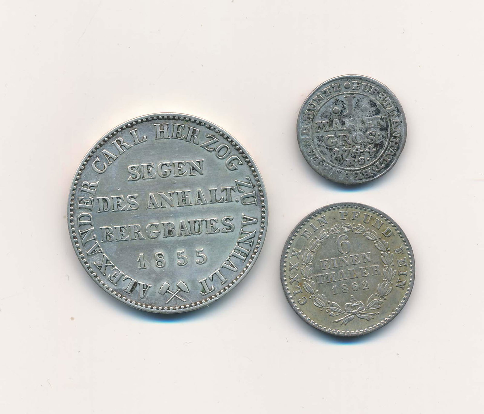 GERMAN STATES Anhalt-Bernburg 1744-1862 A 3 Piece lot: GERMAN STATES Anhalt-Bernburg 1744-1862 A 3 Piece lot of Silver Coins KM# 17 Mariengroschen Fine+, 1855A K# 84 Thaler Very Fine & 1862A KM# 87 1/6 Thaler in Very Fine ------------- ÉTATS ALLEMANDS An